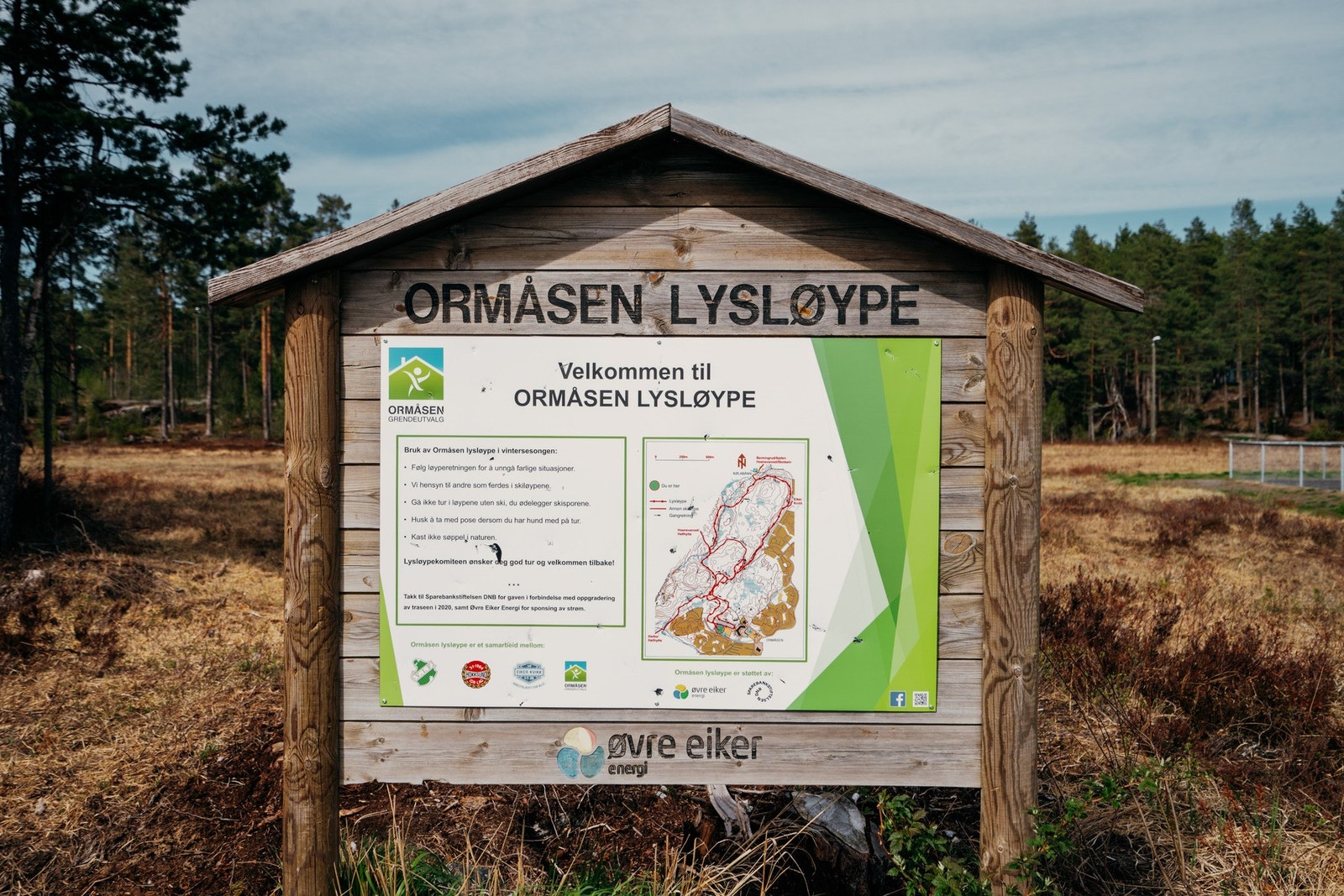 Området byr også på flotte turområder med lysløyper og stier i variert terreng Galleribilde