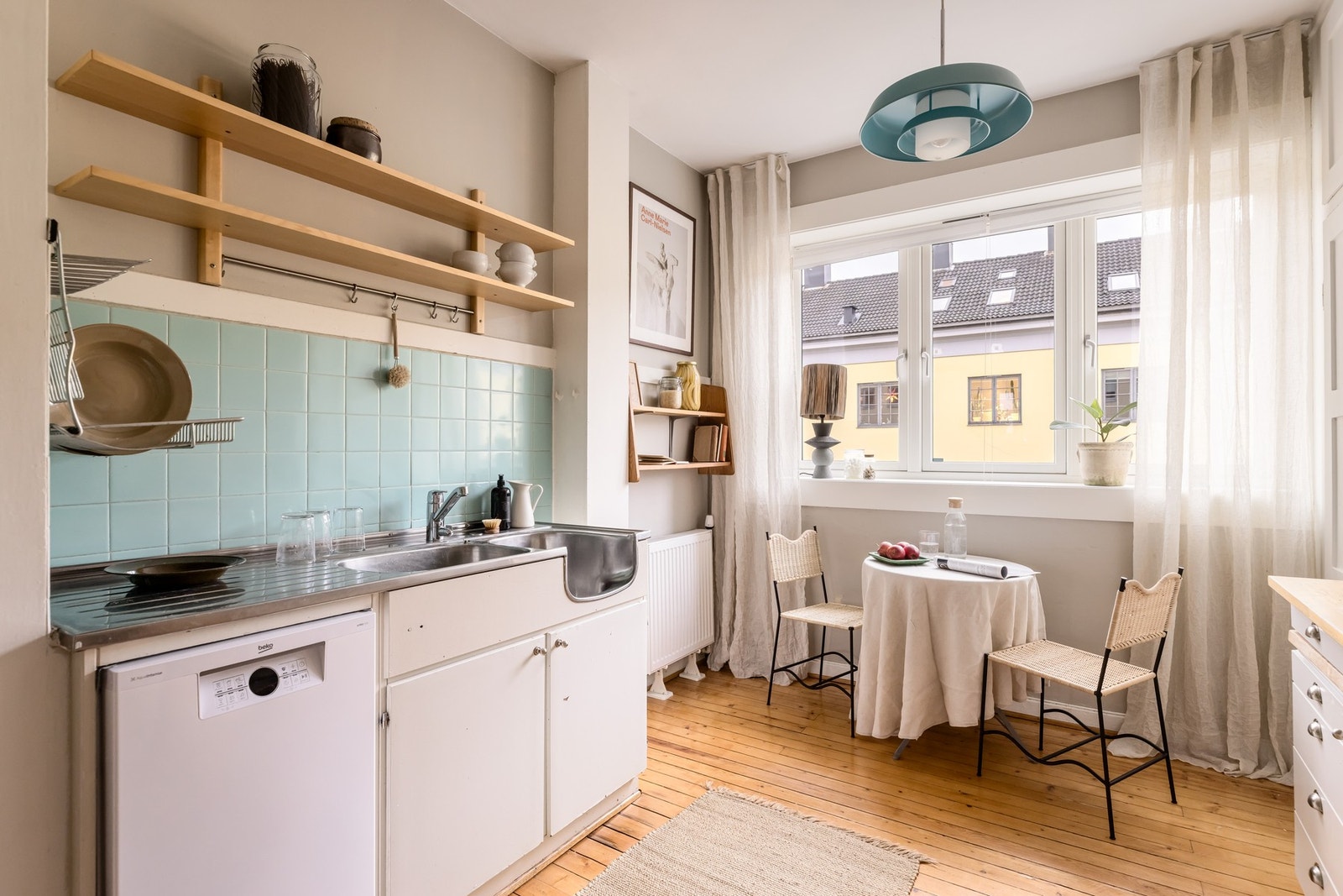 Her skinner morgen solen inn! Galleribilde