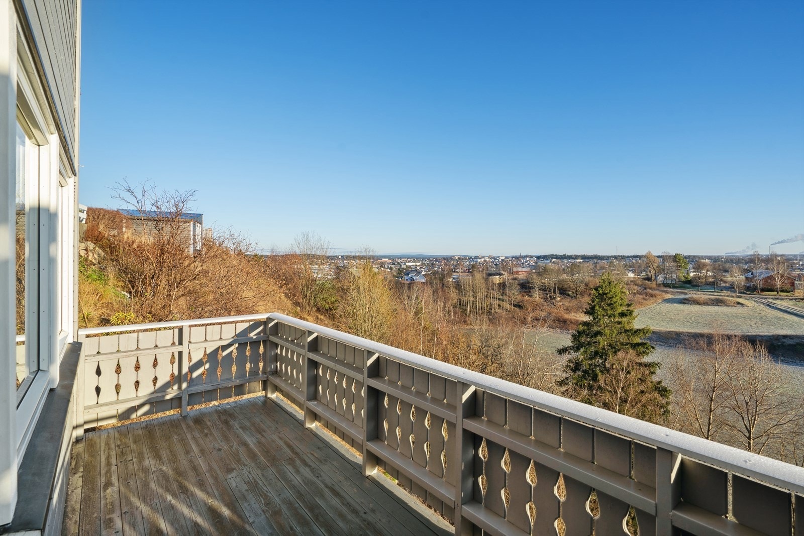 Veranda 2. etasje Galleribilde