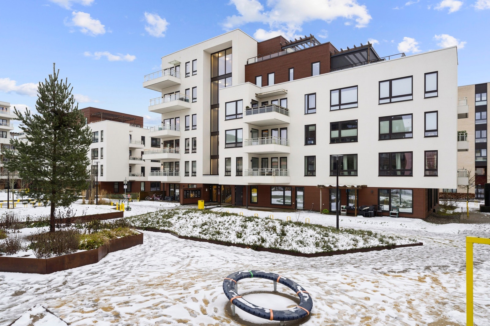 PrivatMegleren Grünerløkka v/Sang Ngoc Le Quach & Maksymilian Kita har gleden av å presentere Søster Mathildes gate 34! Foto: Noah Spange Galleribilde