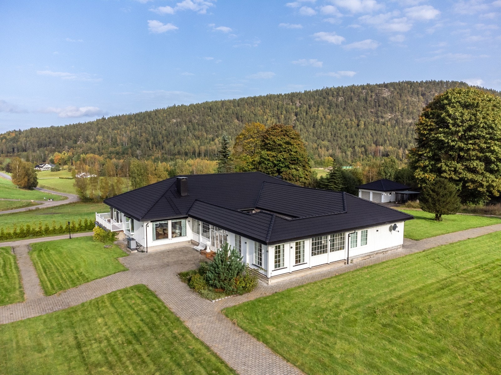 En stor og unik boligeiendom med høye kvaliteter! Galleribilde