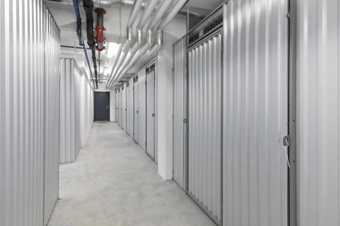 Boder i kjeller. En bod tilhører leiligheten. Galleribilde