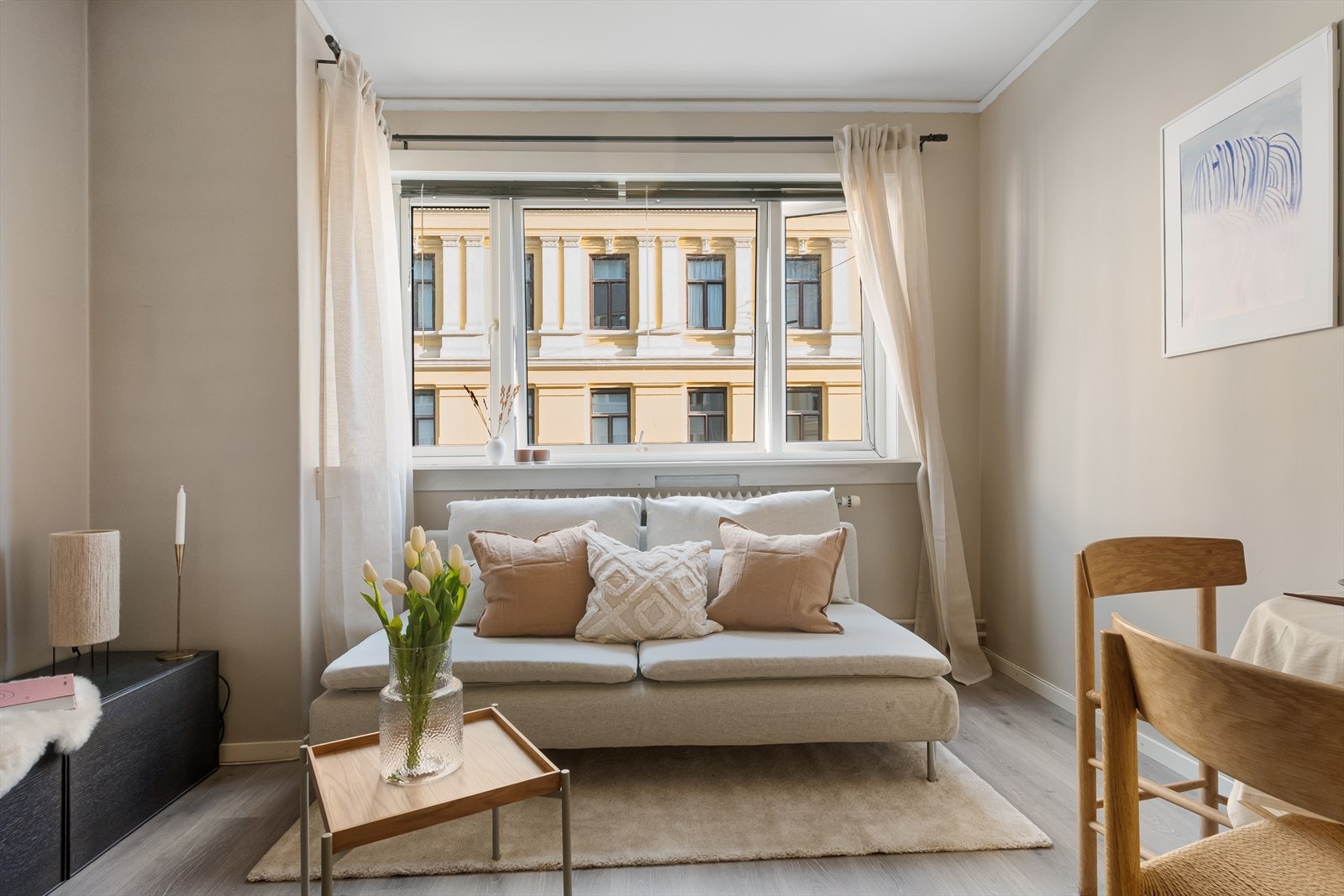 Nordvik v/Henrik Carlyle har gleden av å presentere Stensgata 10A! En arealeffektiv 1-roms leilighet i populære Stensgata. Foto: Rullende Fotograf Galleribilde