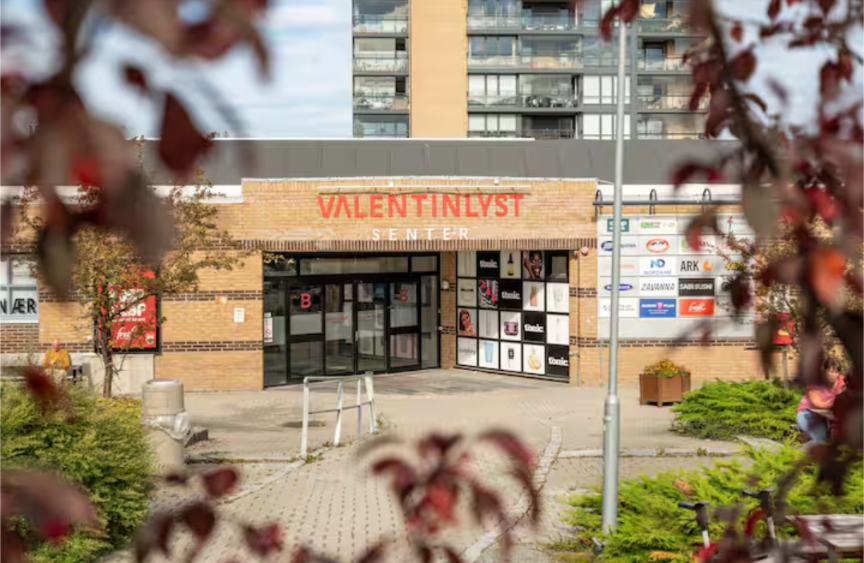 Valentinlyst Senter er 100m unna leiligheten. Galleribilde
