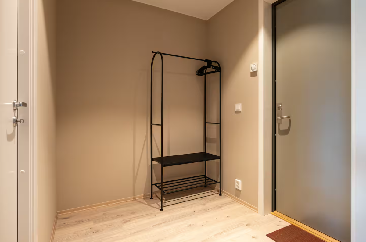 Entre som er tilknyttet inneboden. Galleribilde