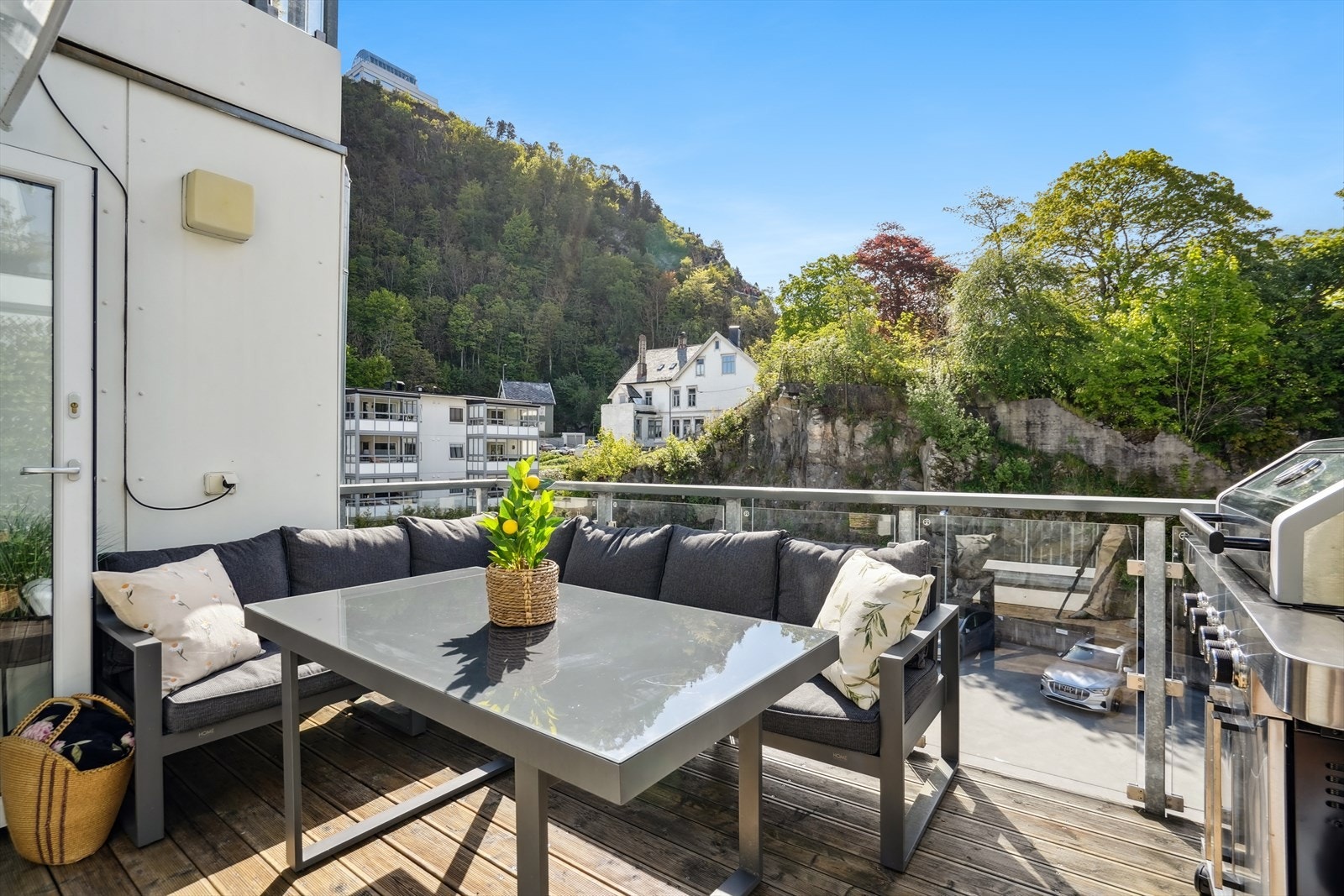 Her kan man nyte gode sol- og utsiktsforhold. Galleribilde