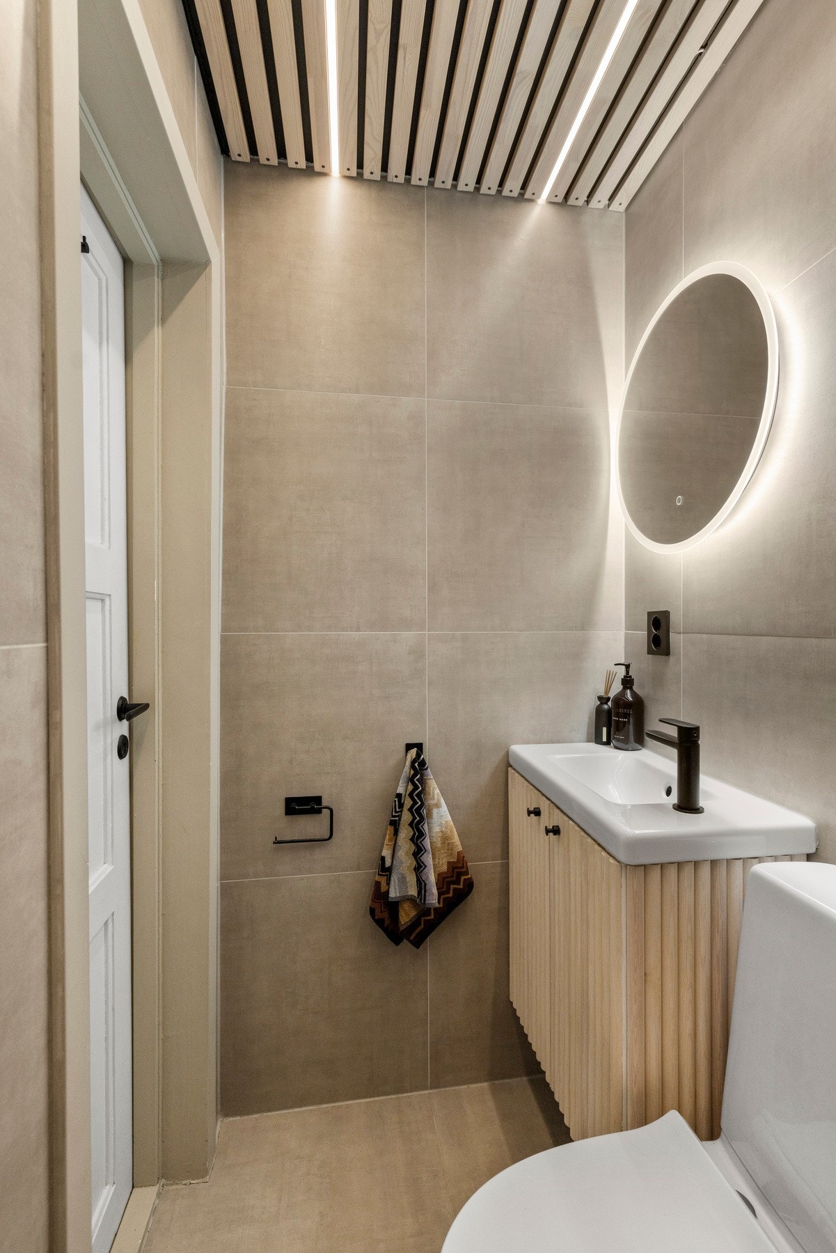 Moderne bad med oppgraderinger utført i 2021 Galleribilde