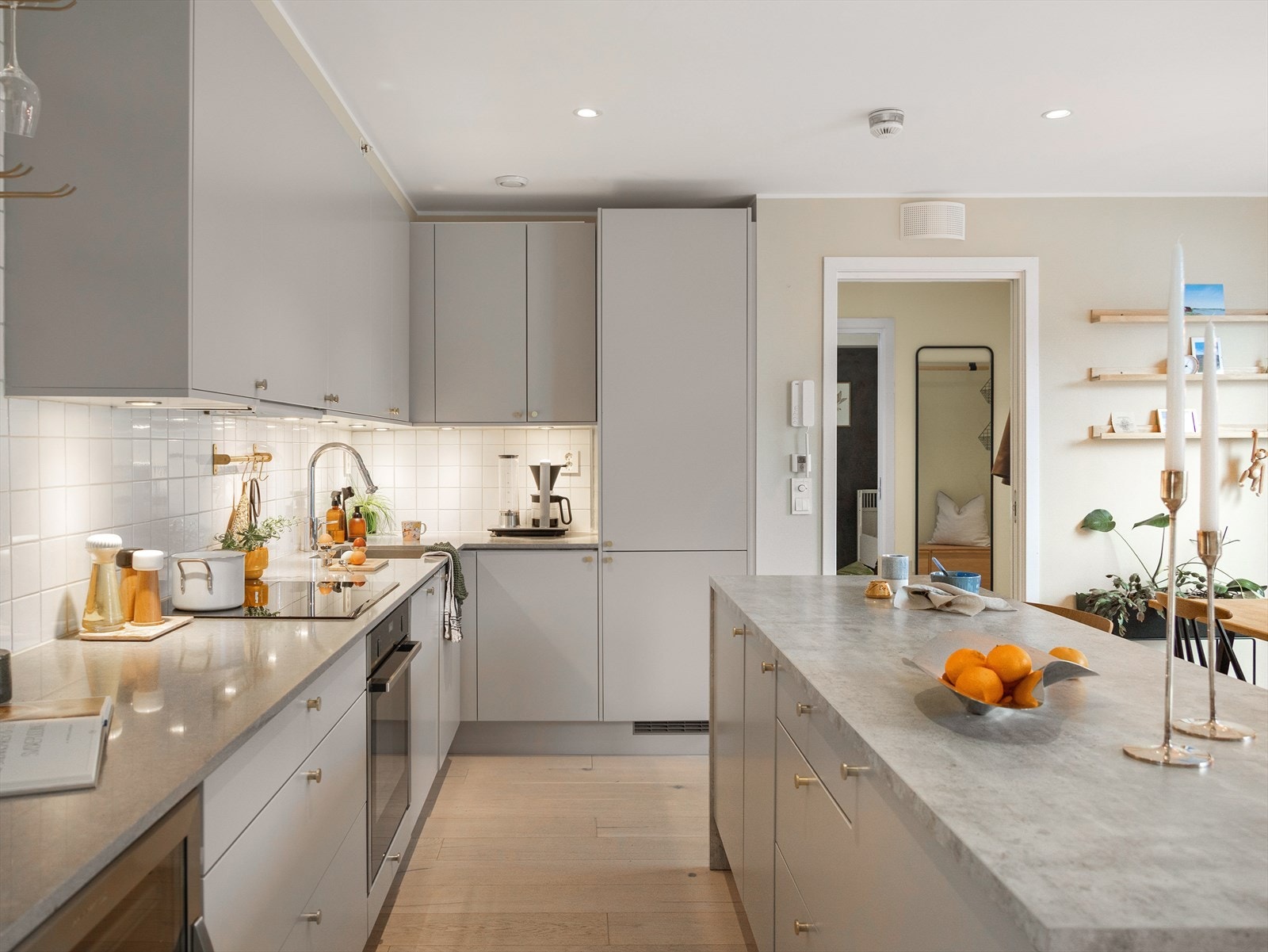 Ingen ting er overlatt til tilfeldighetene hva gjelder planløsning, kvaliteter og materialvalg. Galleribilde