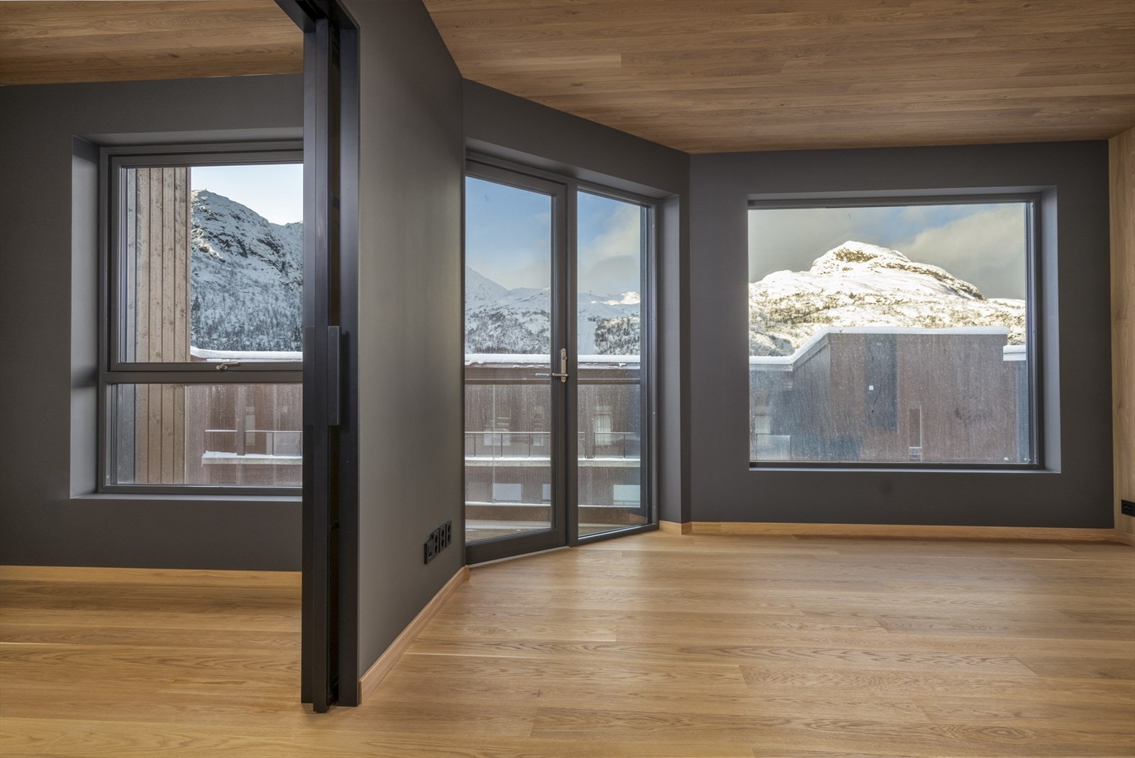 Skigaarden 8-14-9.jpg Galleribilde