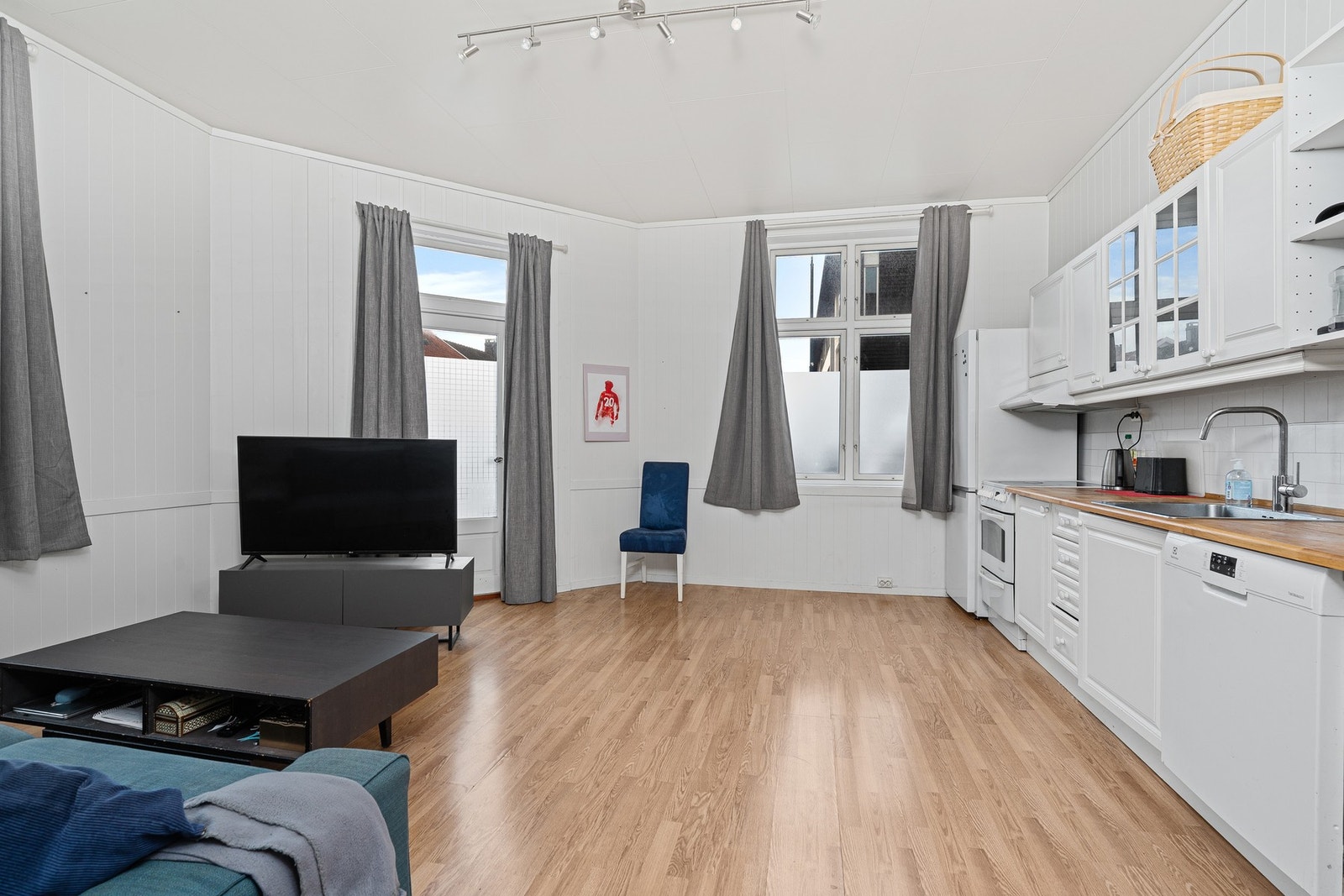 - Denne er ledig fra 01/01-26 og klar for utleie - Galleribilde