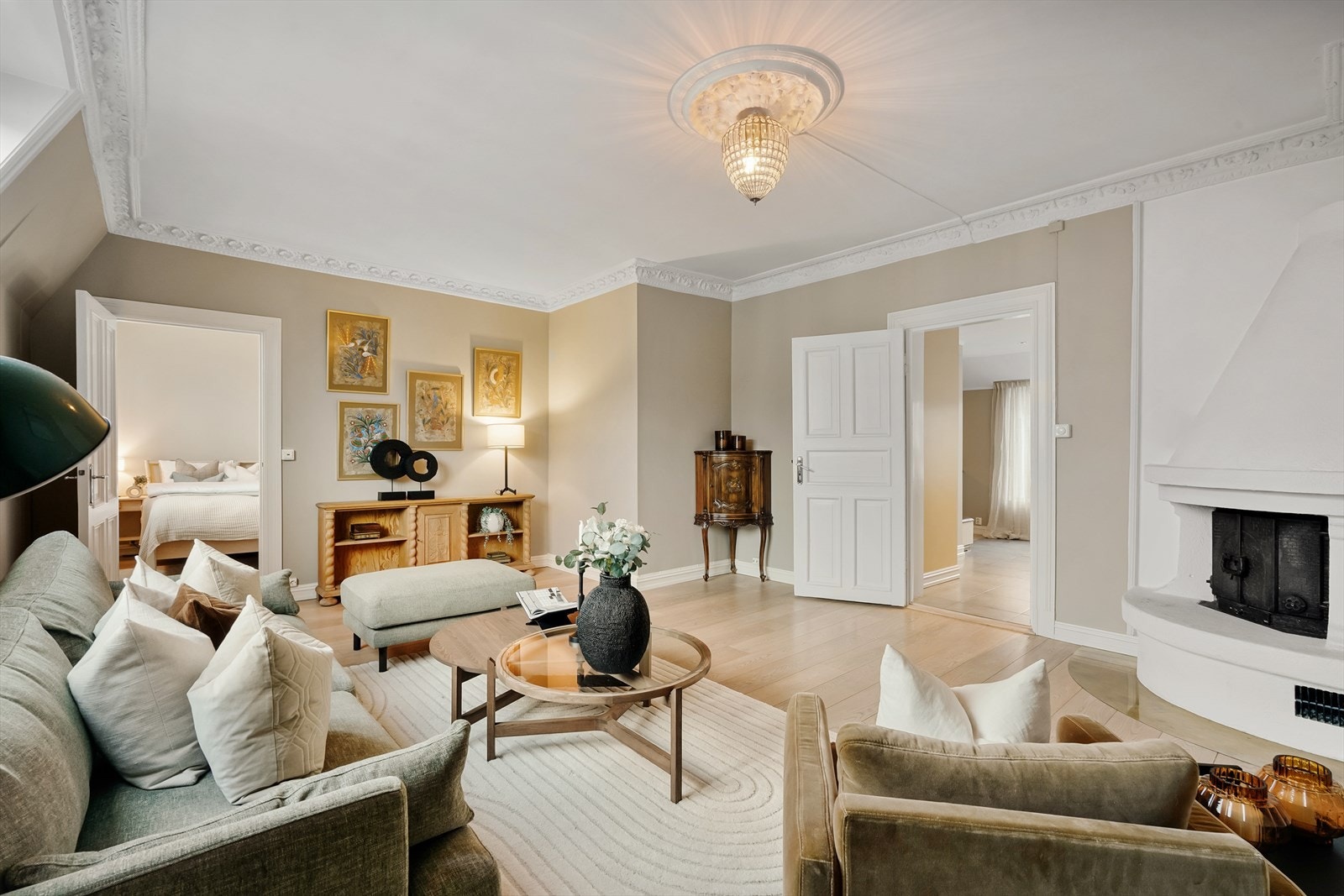 Leiligheten har en åpen og god planløsning. Galleribilde