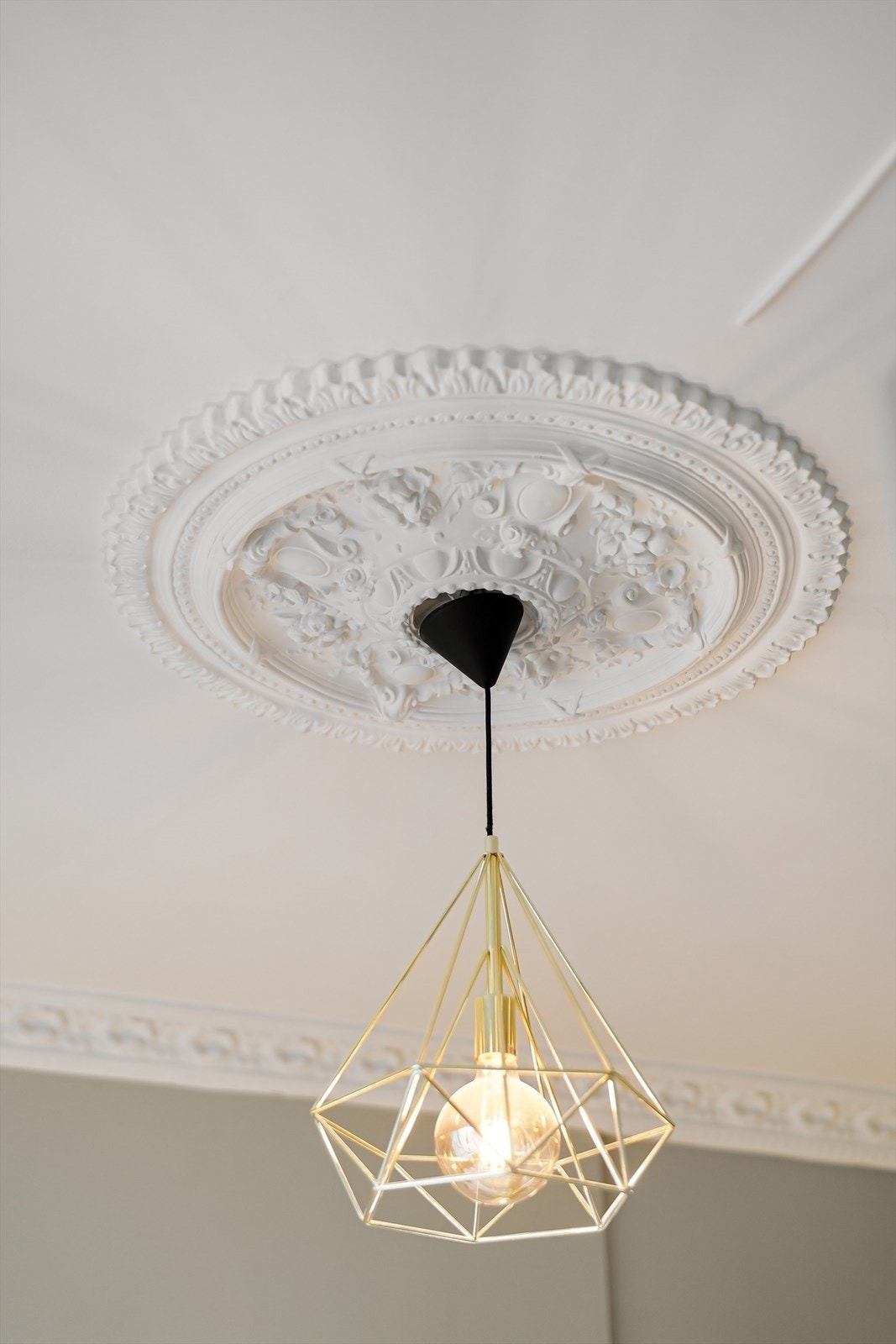 Rosett i taket på soverom. Galleribilde