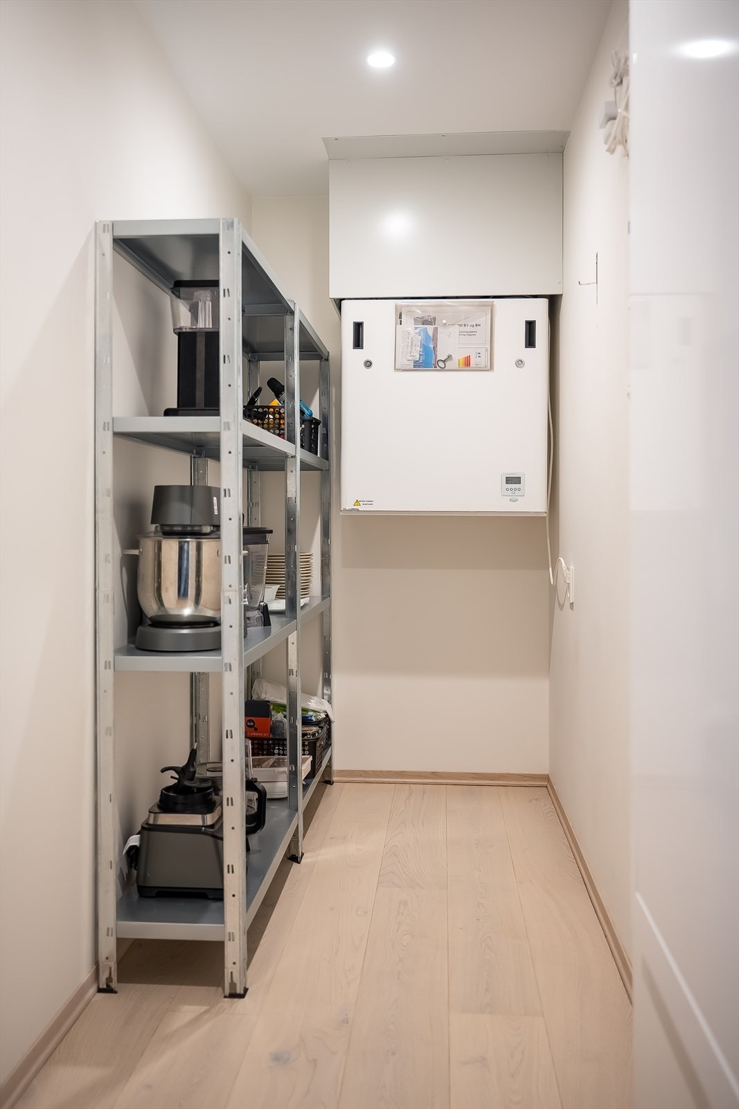 Leiligheten har også en innvending bod på 3,6 m² med gode muligheter for lagring. Galleribilde