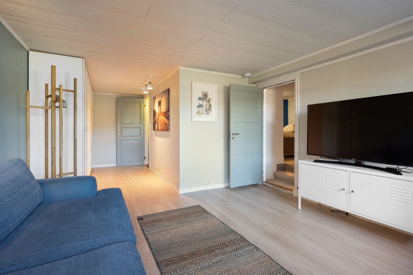 Stort og innbydende soverom. Galleribilde