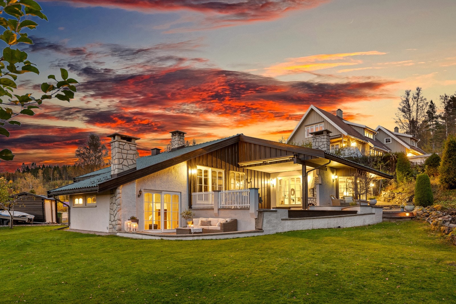 DNB Eiendom V/Mette Hagen har gleden av å presentere Grorudenga 23! Unik beliggende eiendom med sol og utsikt man bare kan drømme om! Galleribilde