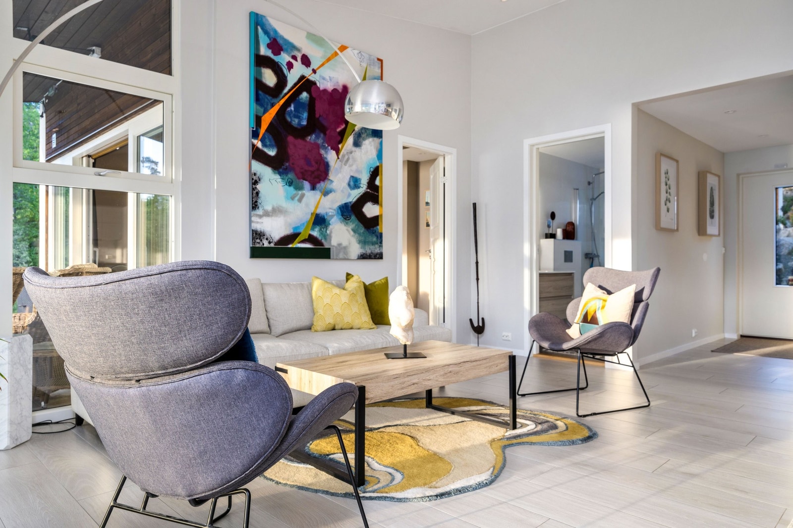 Stue med fleksibel møbleringsmulighet. Galleribilde