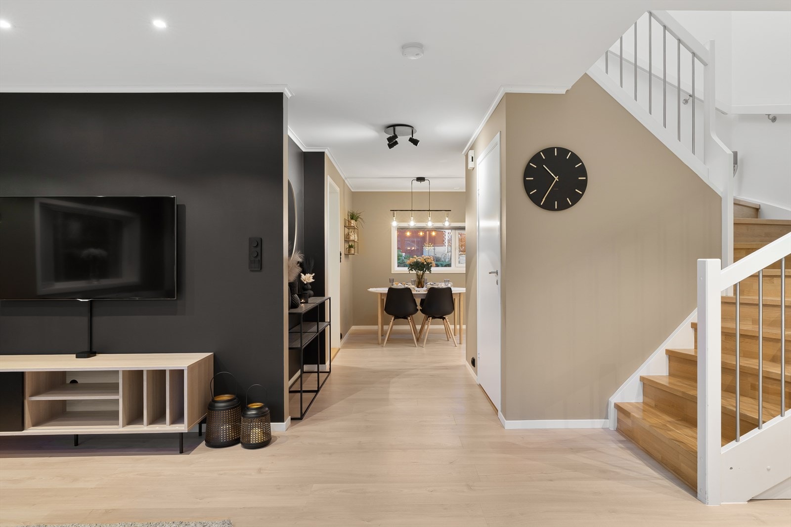 1. etasje - Stue Galleribilde