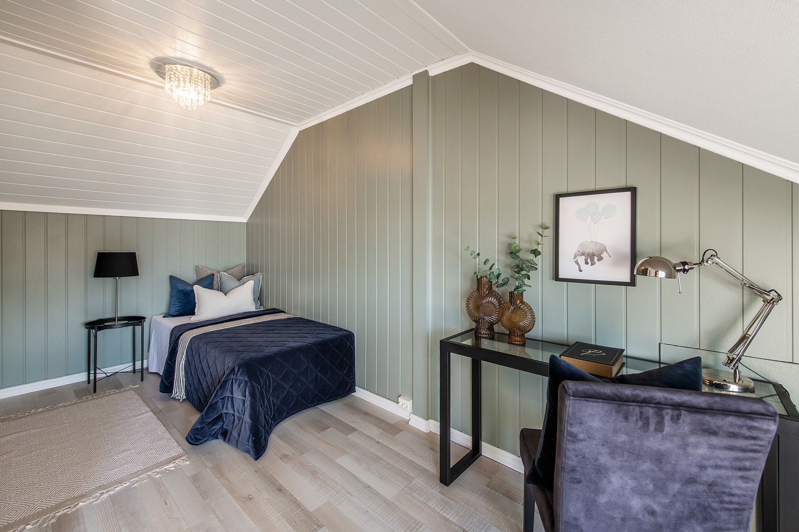 I 2 etasje er det ytterligere 2 soverom. Galleribilde