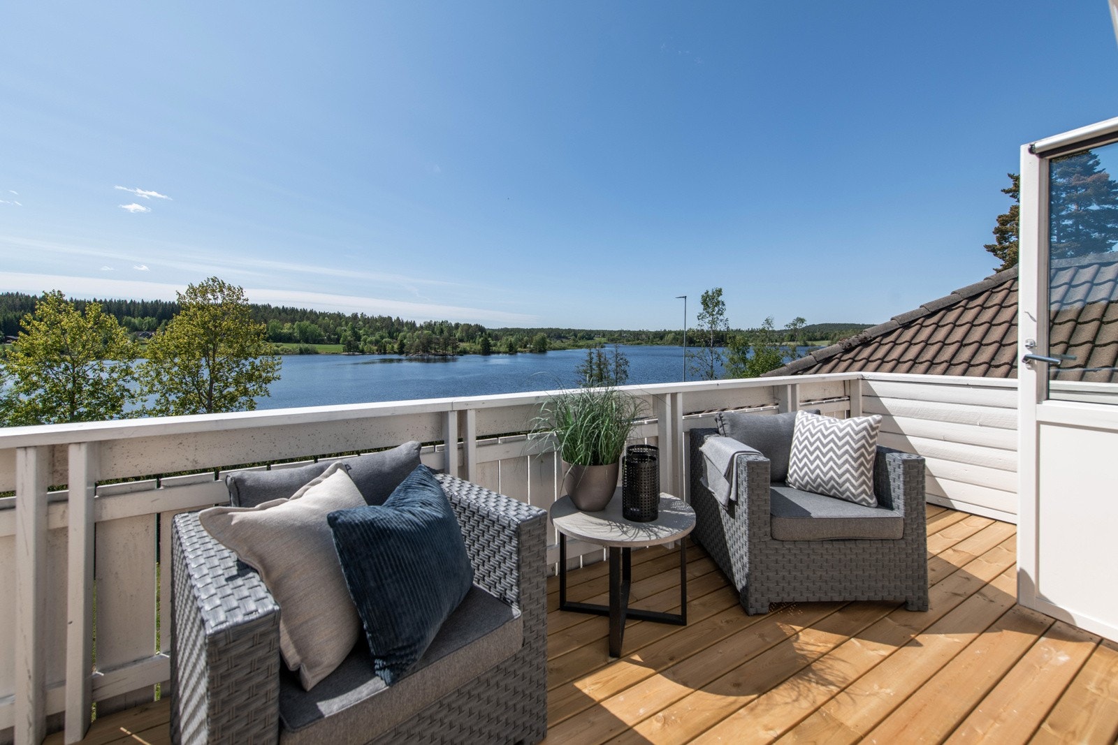 Fra balkong i 2. etasje Galleribilde