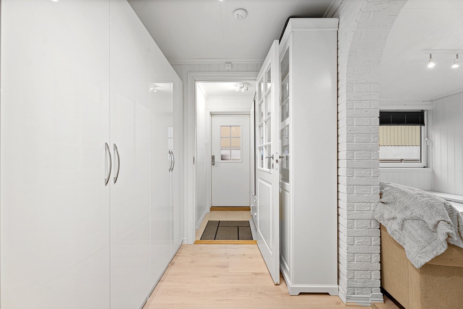 Vi beveger oss videre til hybelen. Galleribilde