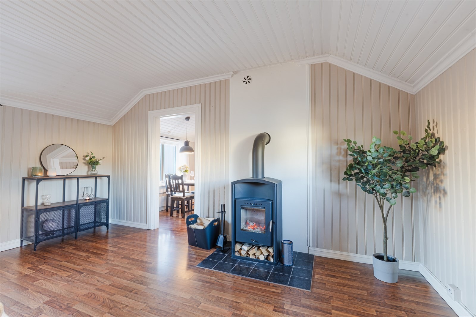 Vedovn som gir en lun og god atmosfære. Galleribilde