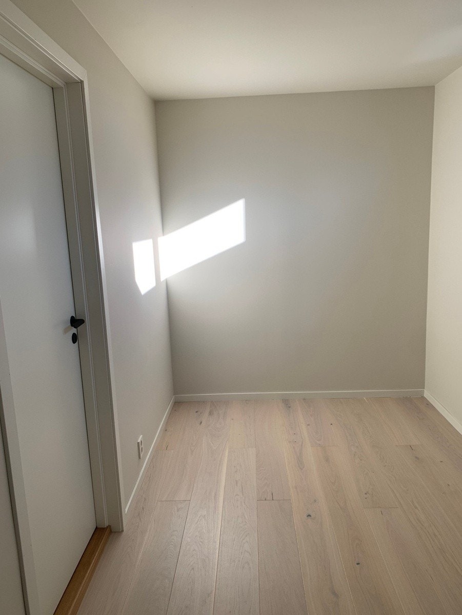 Dør inn til bad Galleribilde