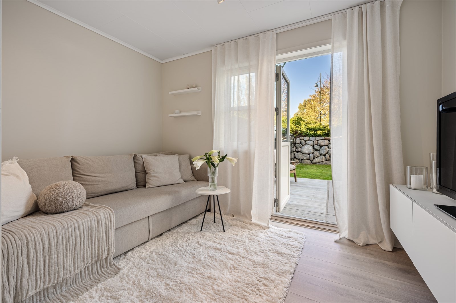 Soverom 3 har direkte utgang til terrassen Galleribilde