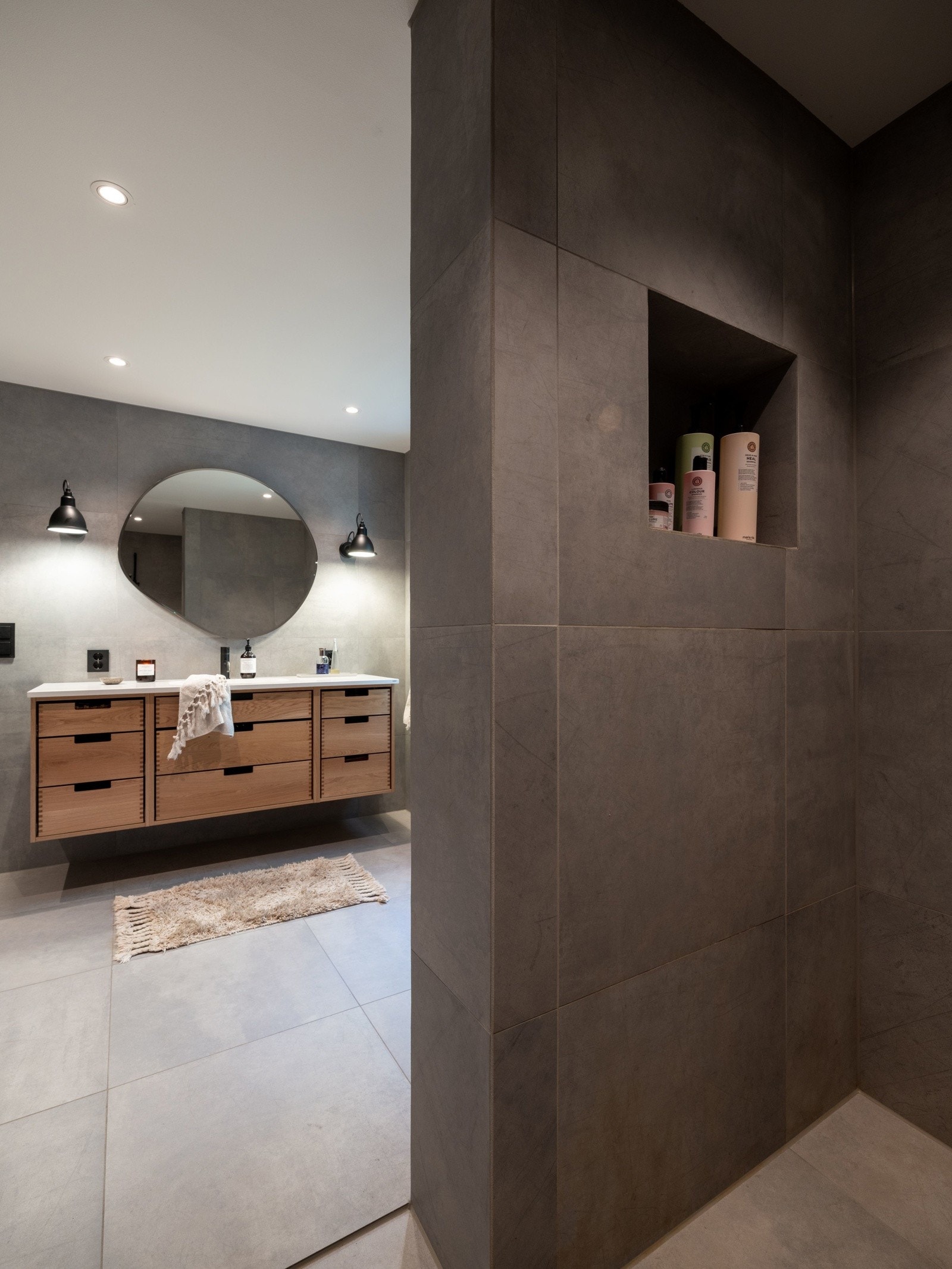 Lamper fra Lampe Gras Galleribilde