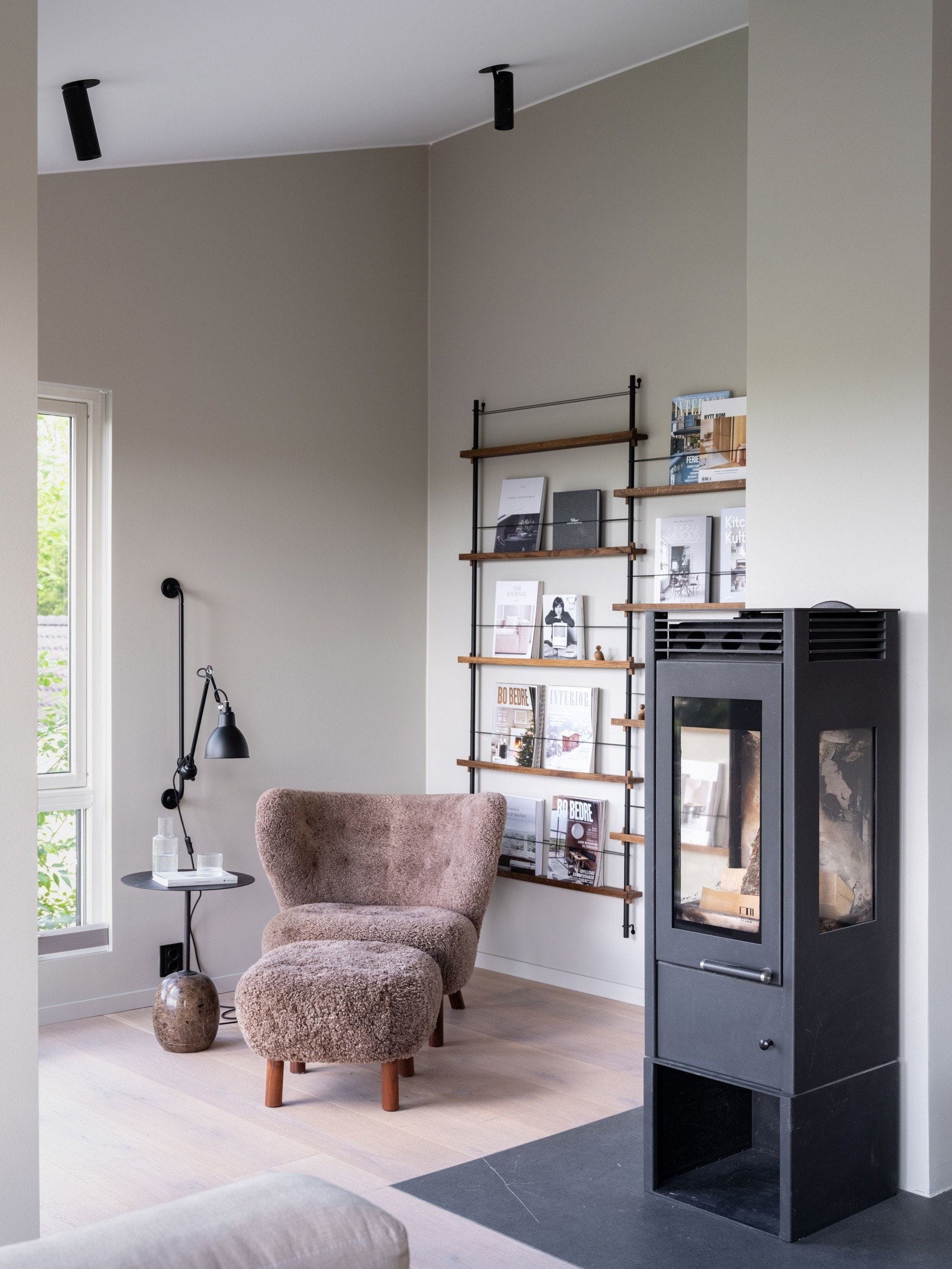 Stuekroken er alles favoritt - her er det bare å nyte utsikten med en kaffekopp, eller å lese en god bok Galleribilde