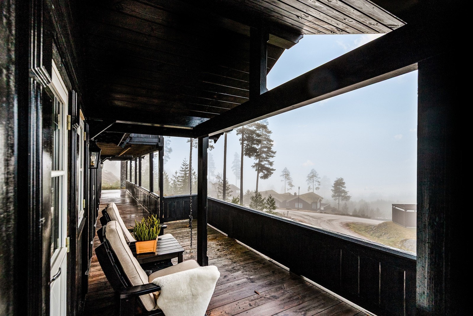 Litt "trollsk" stemning i Furuheimvegen idag! Galleribilde