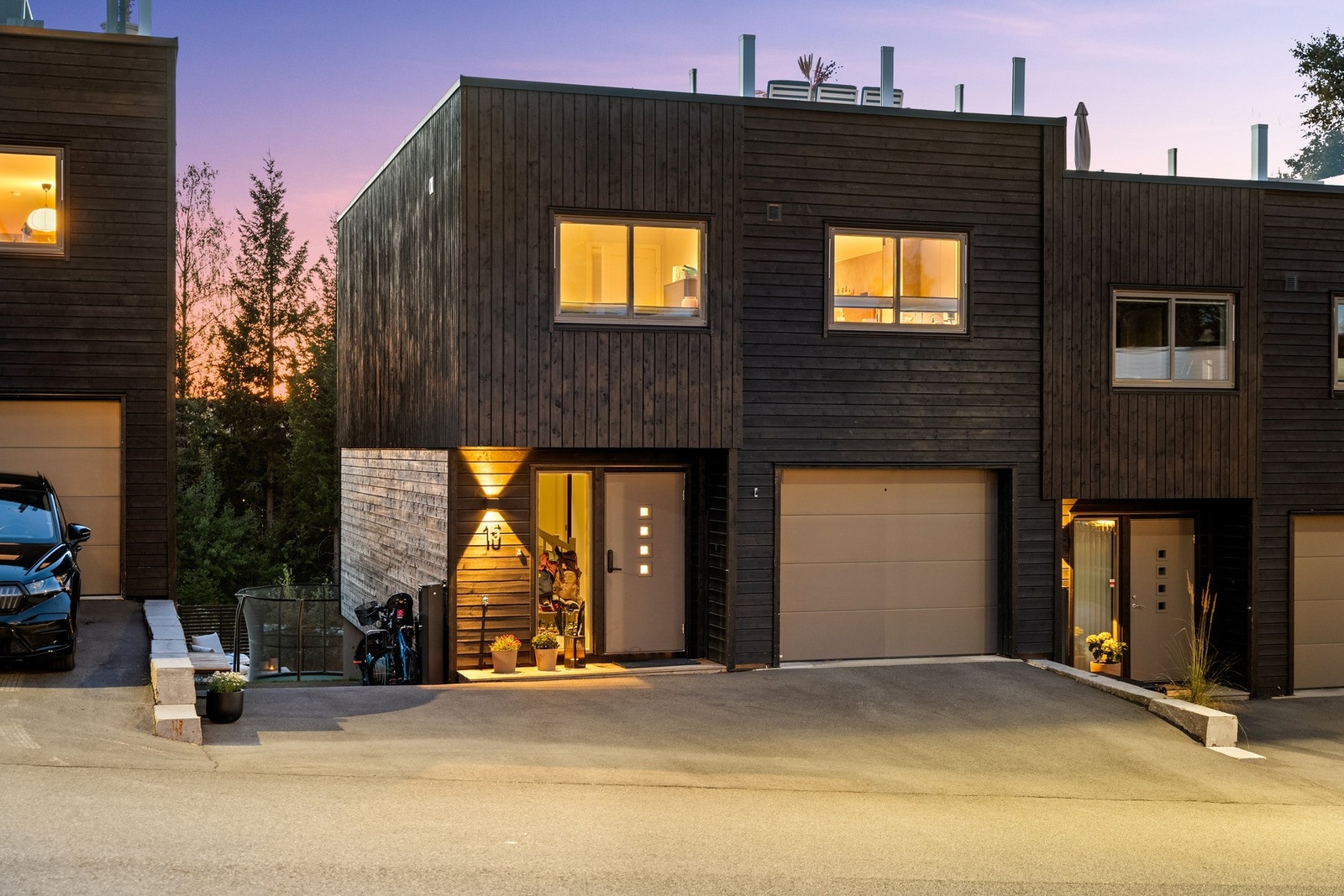 Moderne bolig fra 2020 med gjennomgående god standard. Galleribilde