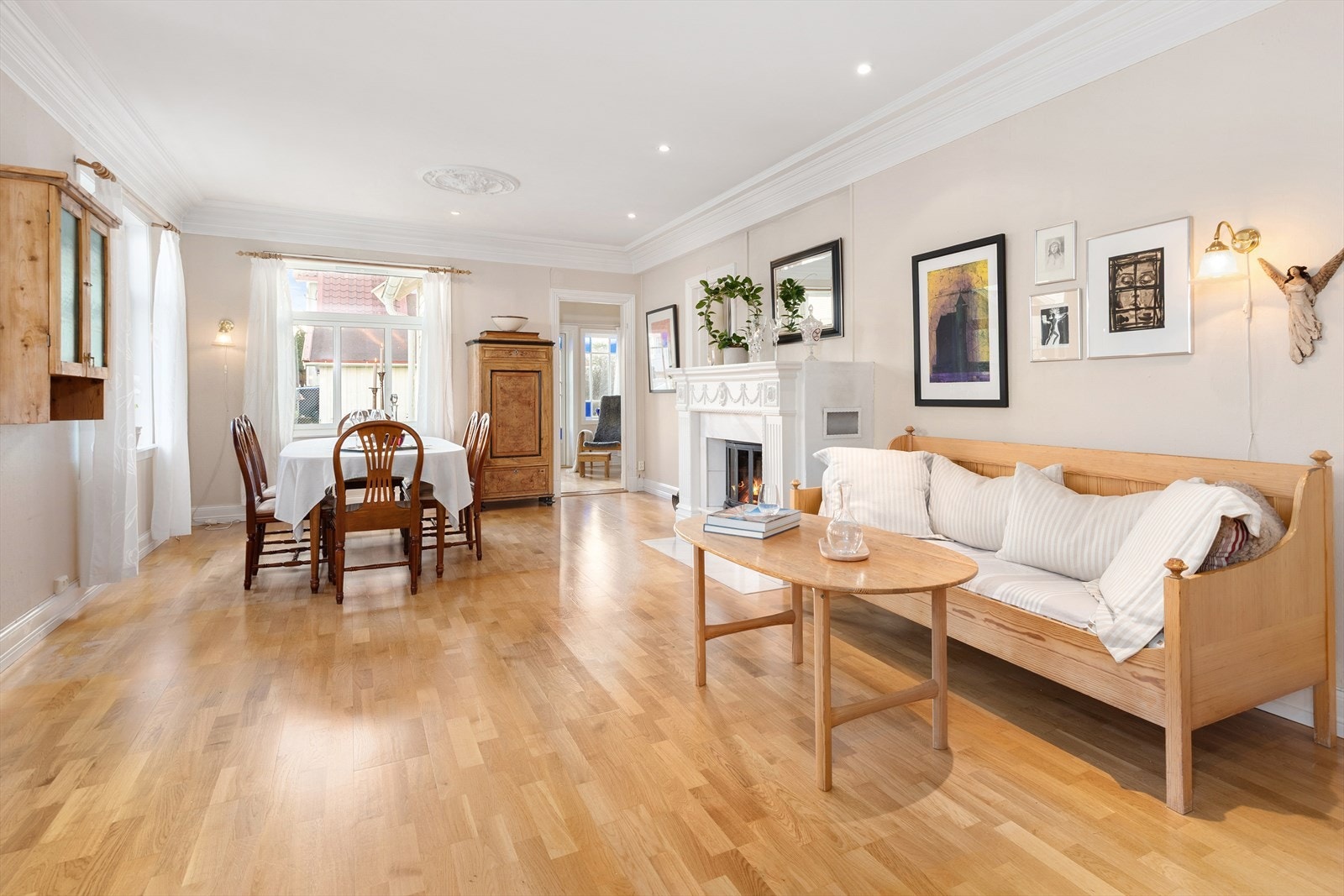 Den åpne løsningen gir flere gode møbleringsmuligheter. Galleribilde