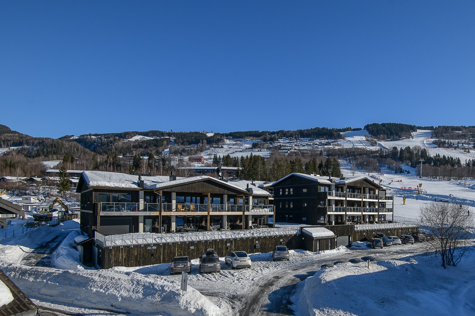 Fra Hafjelltunet er det gangavstand til gondolen, skiheis 1 og barnebakken. Galleribilde