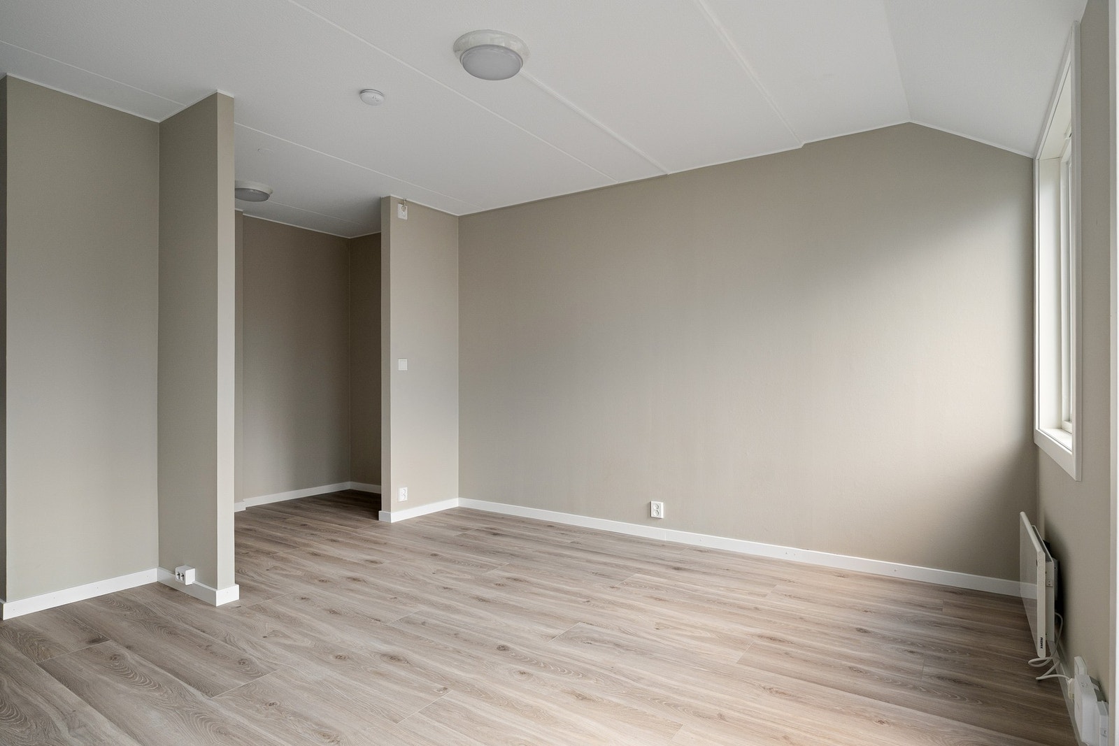 Stue med flere innredningsmuligheter Galleribilde