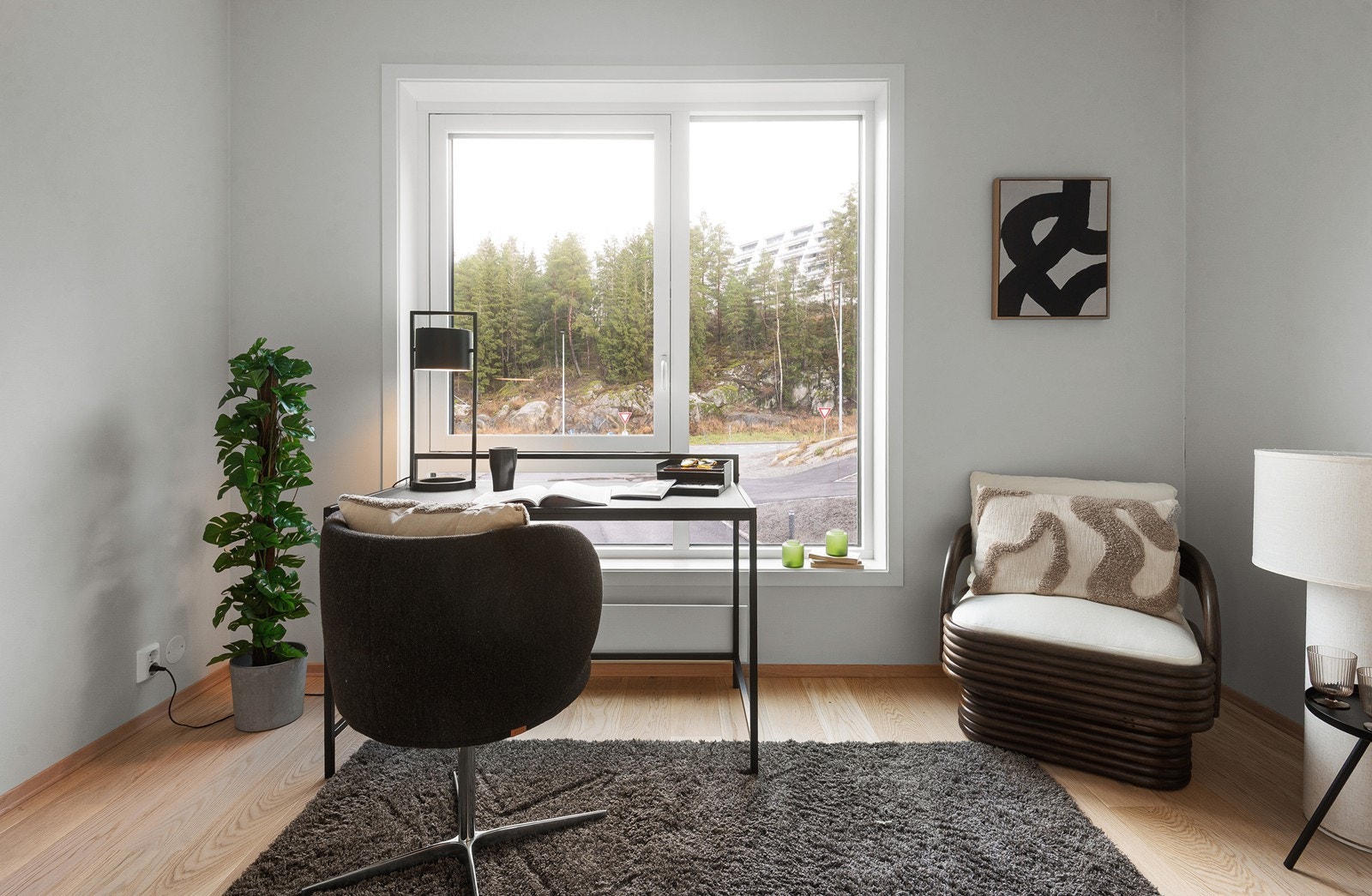 Leiligheten har tre soverom som gir fleksibilitet for familien. Galleribilde