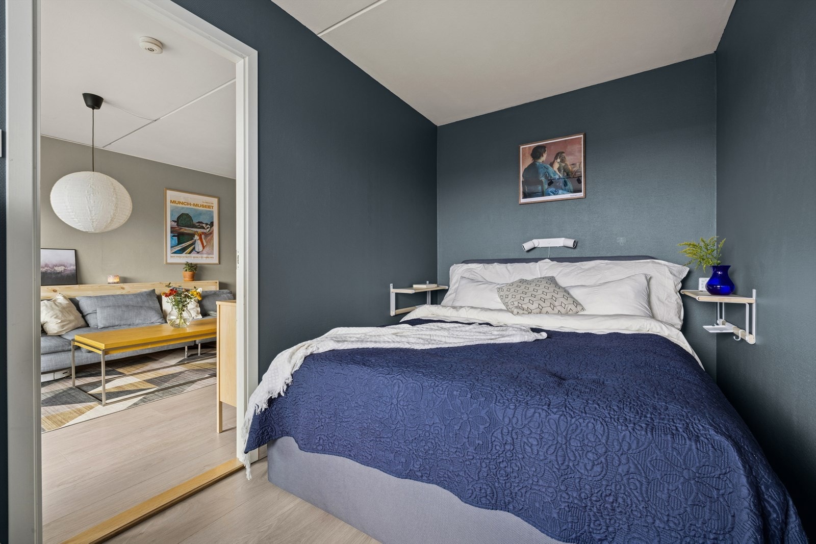 Soverommet i leiligheten er lyst og innbydende. Galleribilde