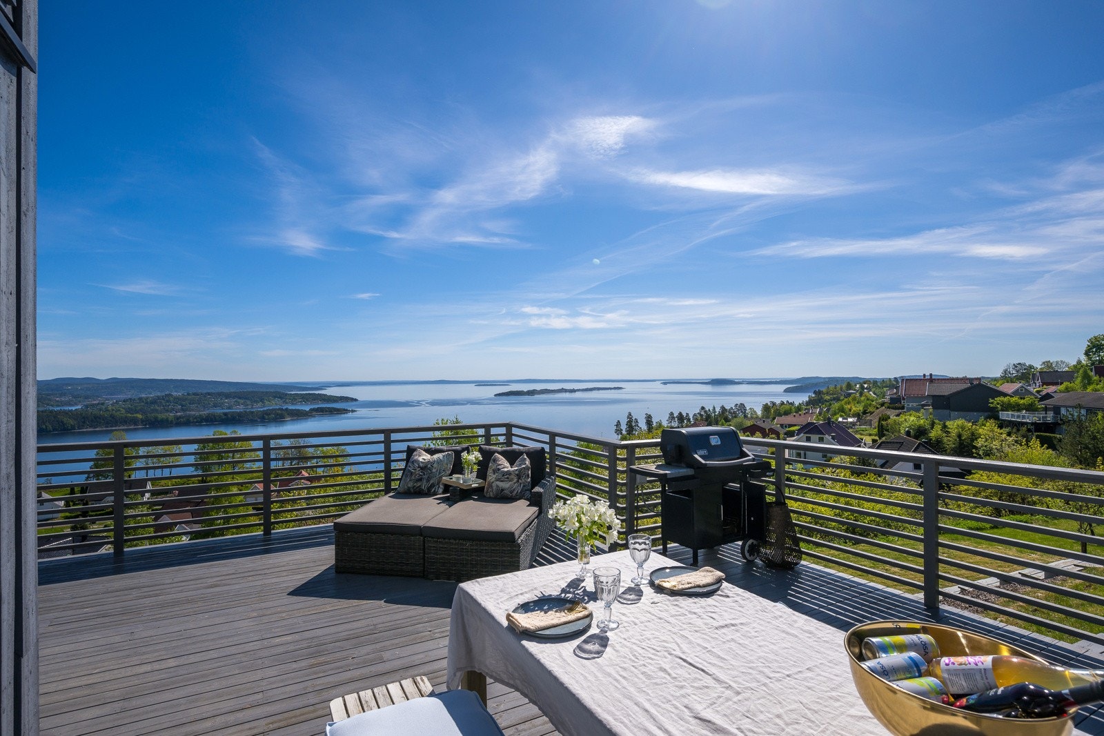 Her er det bare å lene seg tilbake å nyte solen Galleribilde