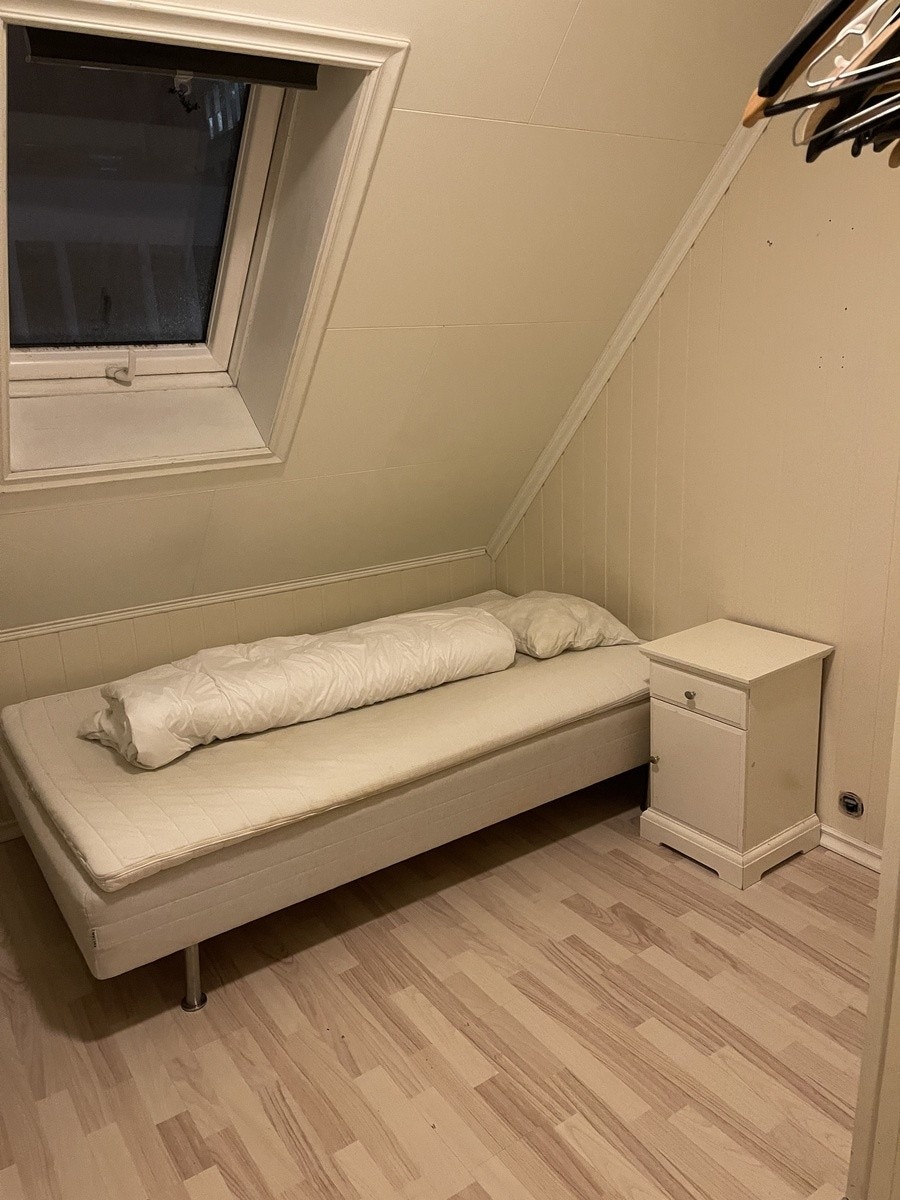 Rom 5 ledig Galleribilde