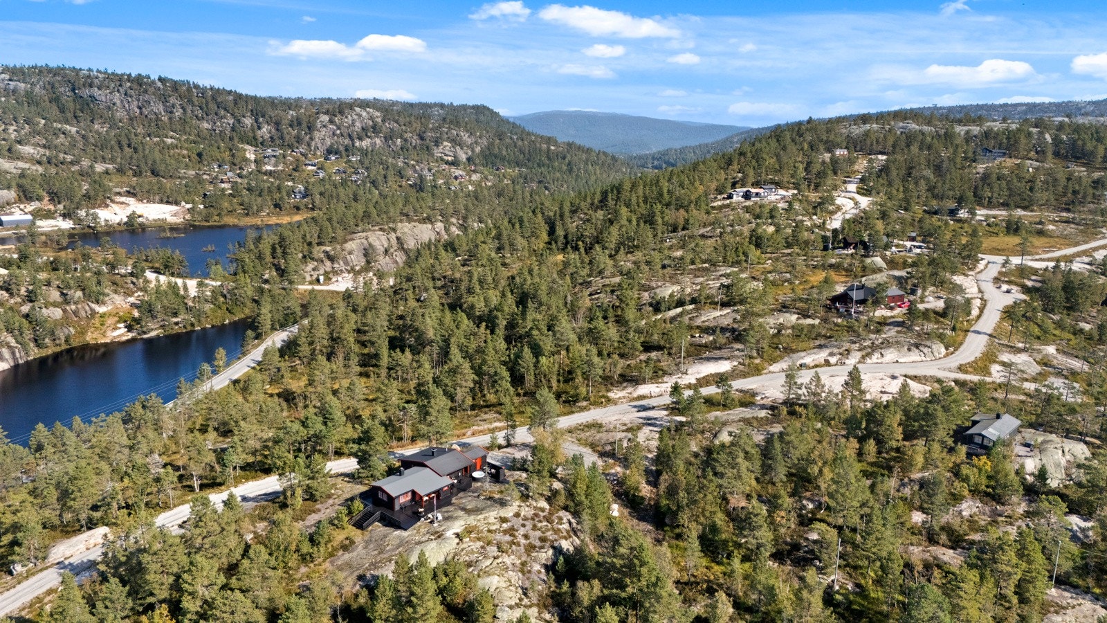 Kort vei til skiløyper og alpintanlegg. Galleribilde