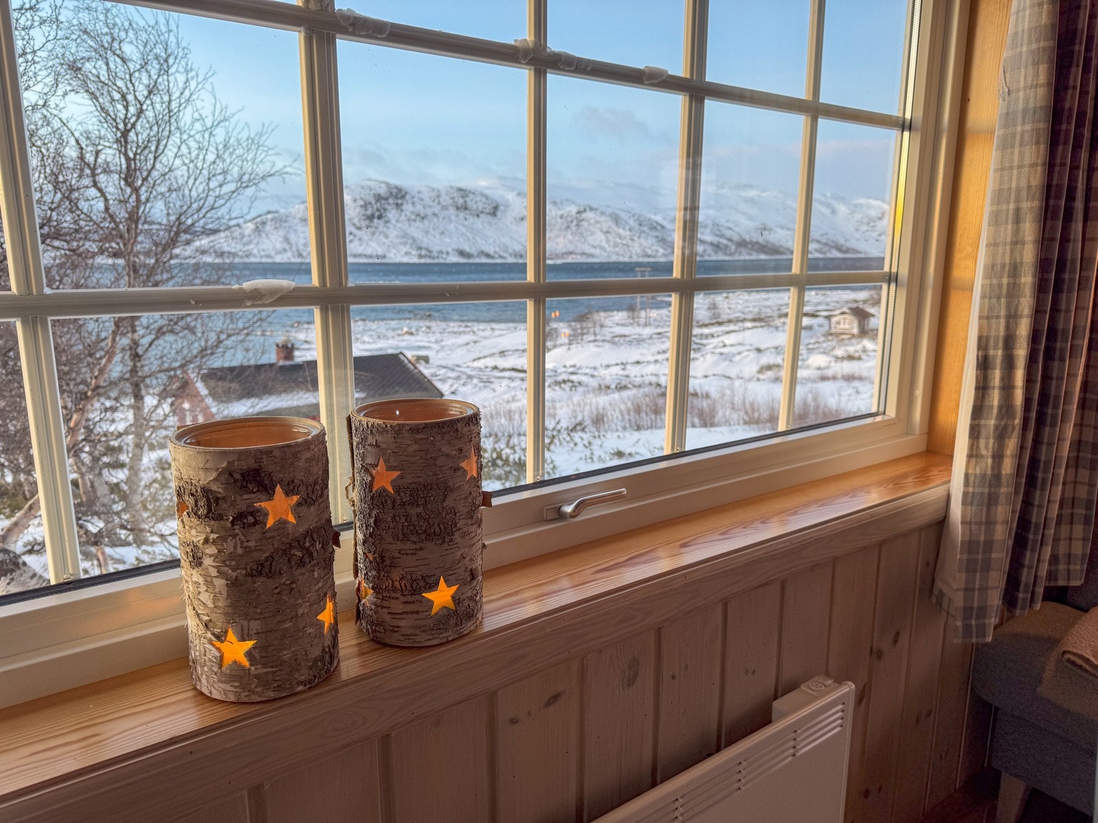 Majestetisk utsikt utover fjellene. Selgers private bilder Galleribilde