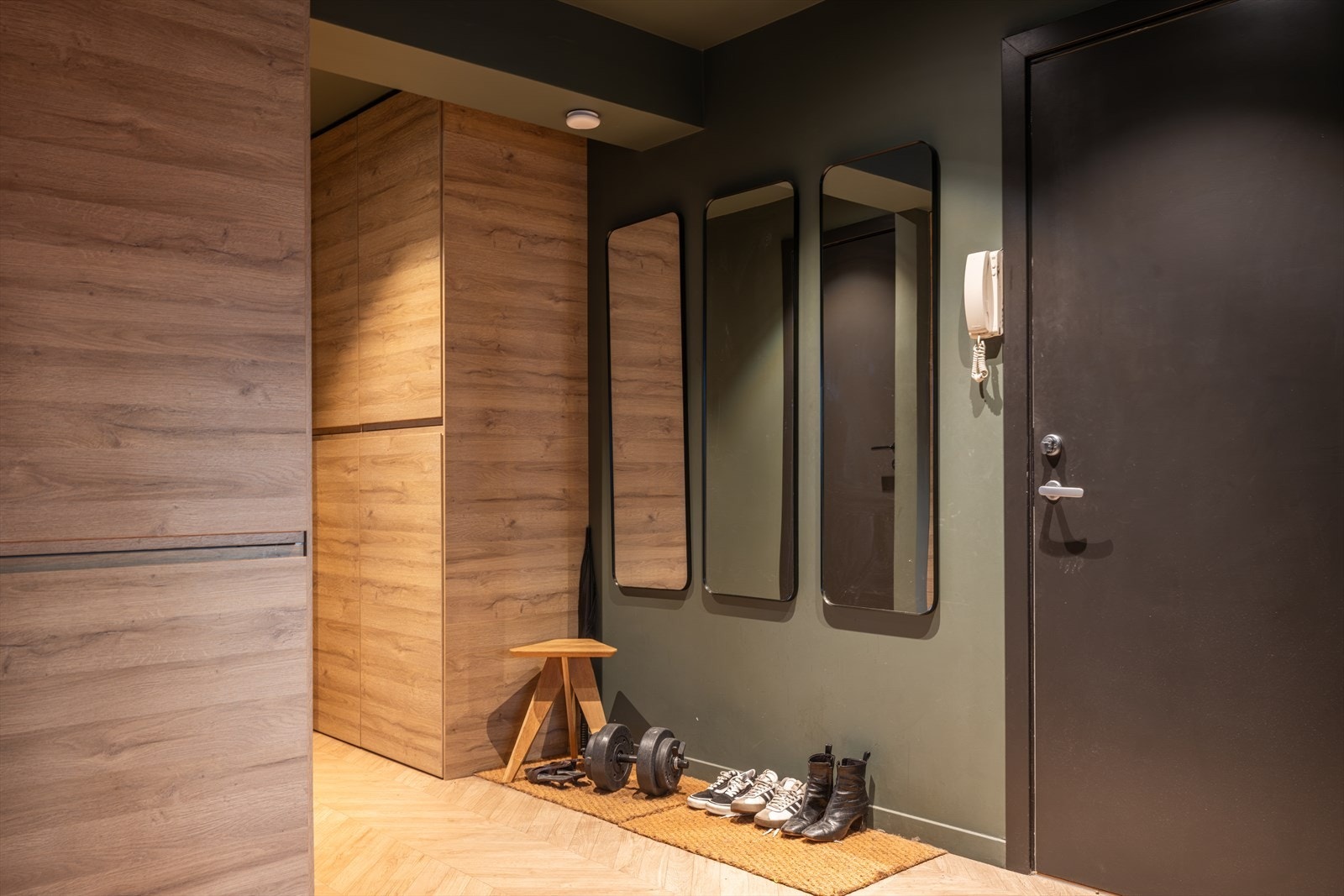 En svært gjennomført leilighet med god atmosfære Galleribilde