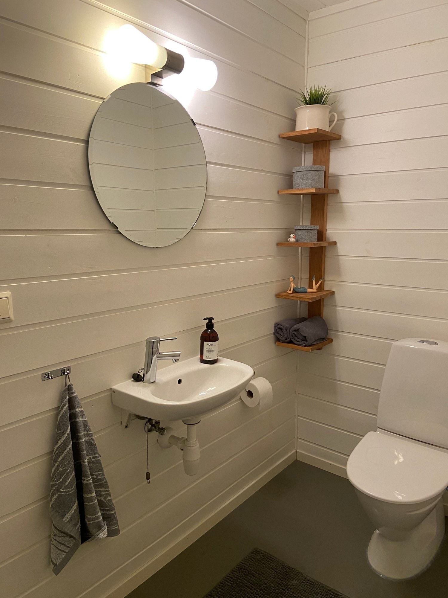 Bad 2 med toalett Galleribilde