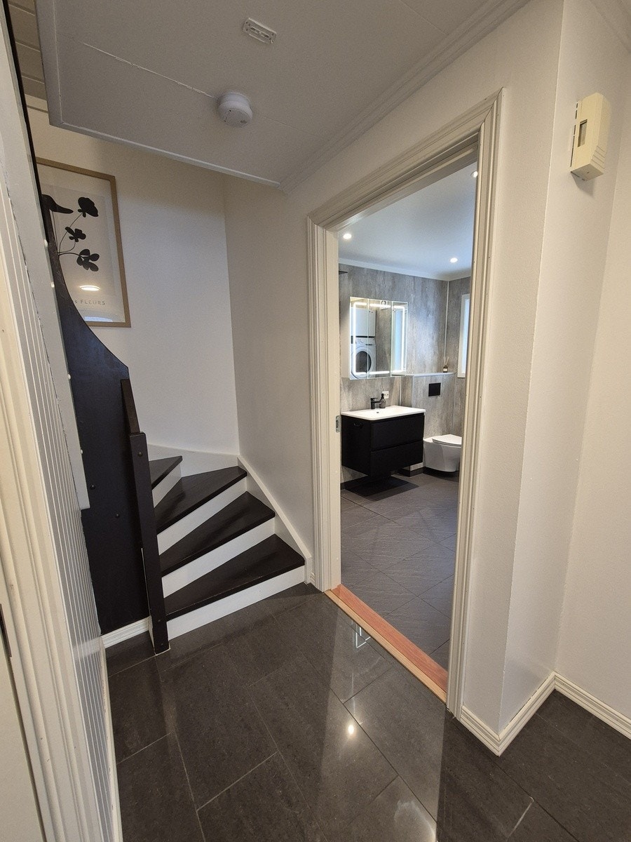 Trapp til 2 etasje Galleribilde