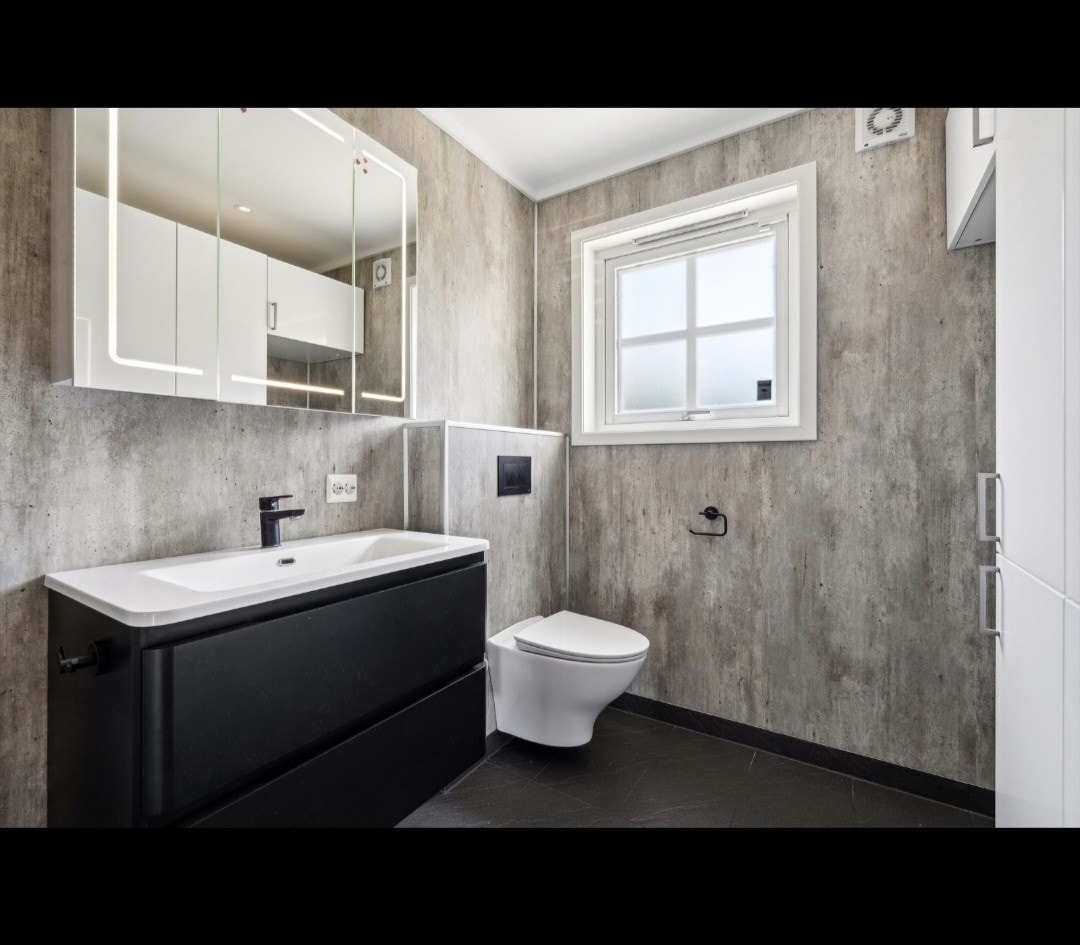 Bad 1 etasje Galleribilde