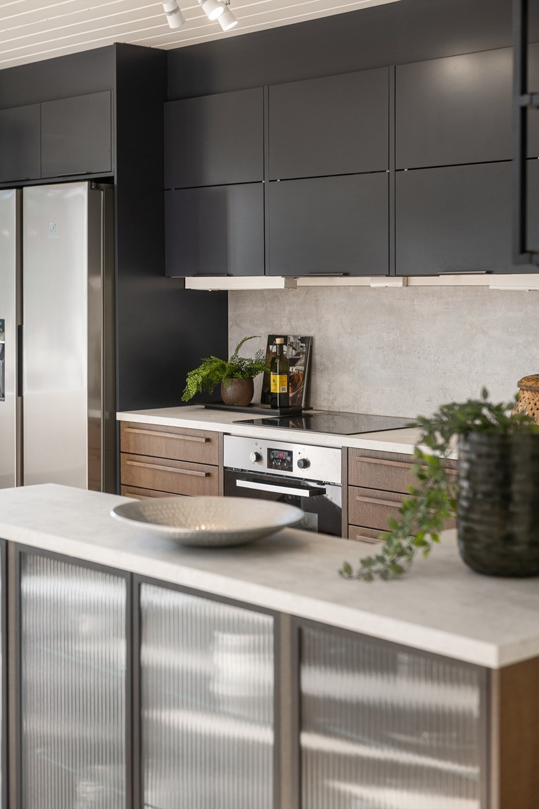 Svært godt utnyttet med mye skap- og benkeplass Galleribilde