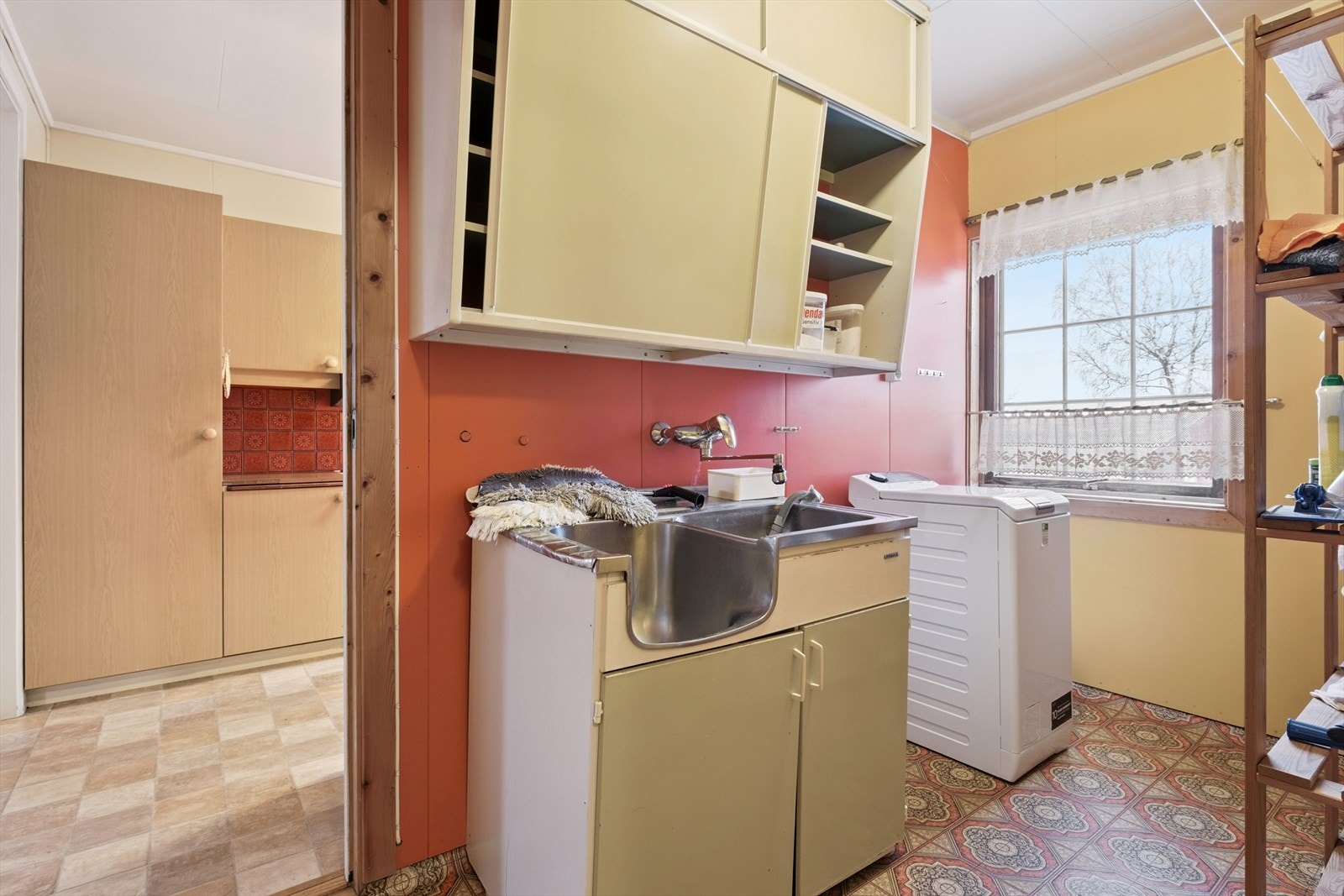 Fra gang kommer man inn til vaskerommet. Galleribilde