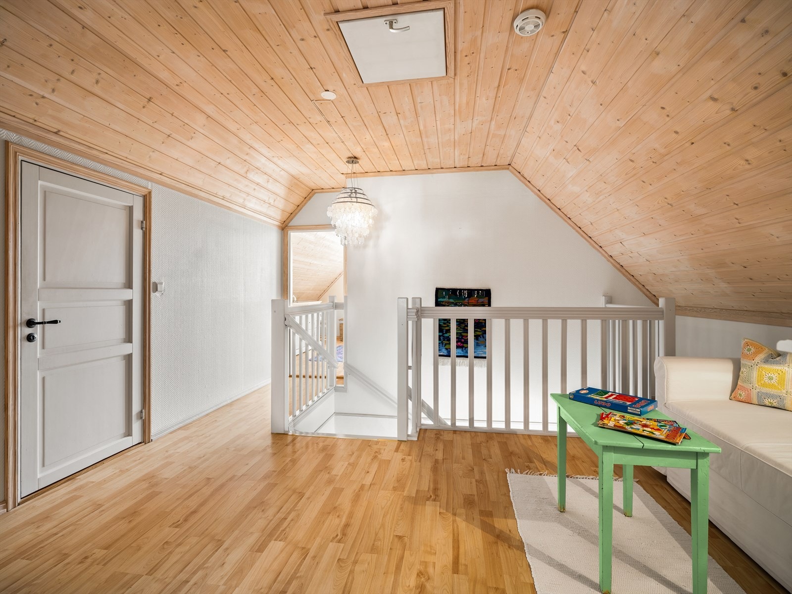 Trapperom med plass til innredning og som kan utnyttes alt etter behov. Galleribilde