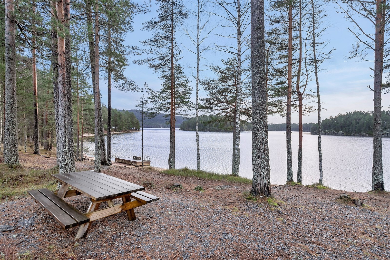 Idylliske omgivelser ved Hornneskilen Galleribilde
