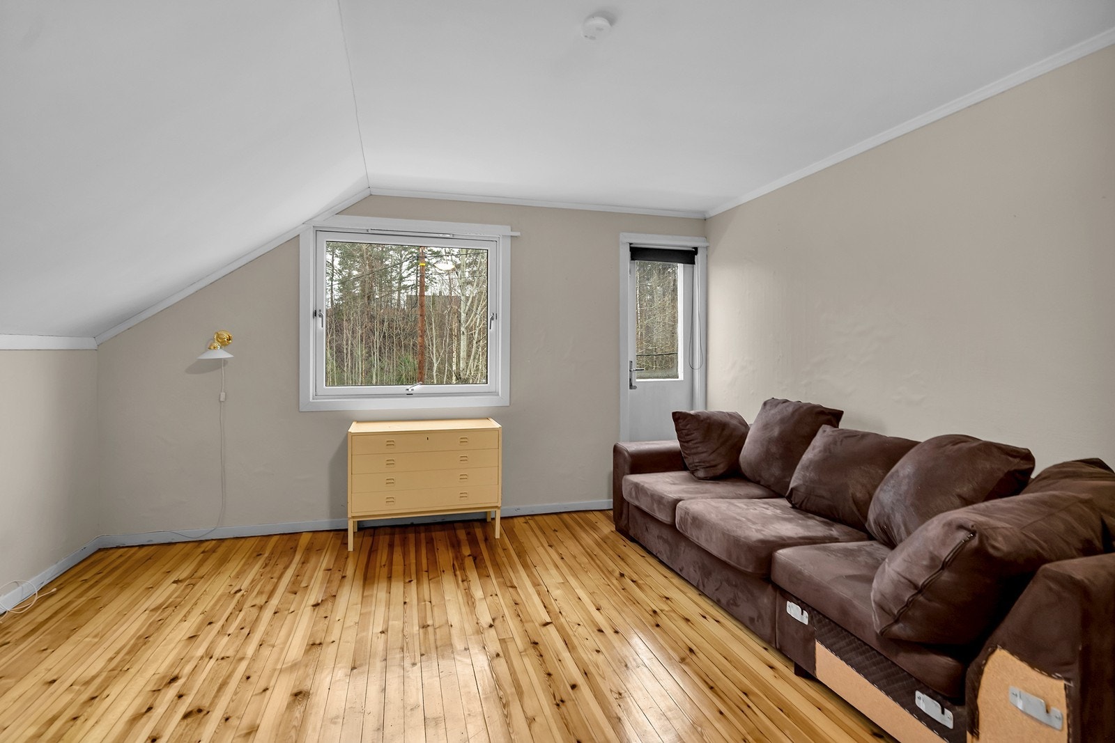 Soverom 4 i 2.etg. Her har man utgang til balkong. Galleribilde