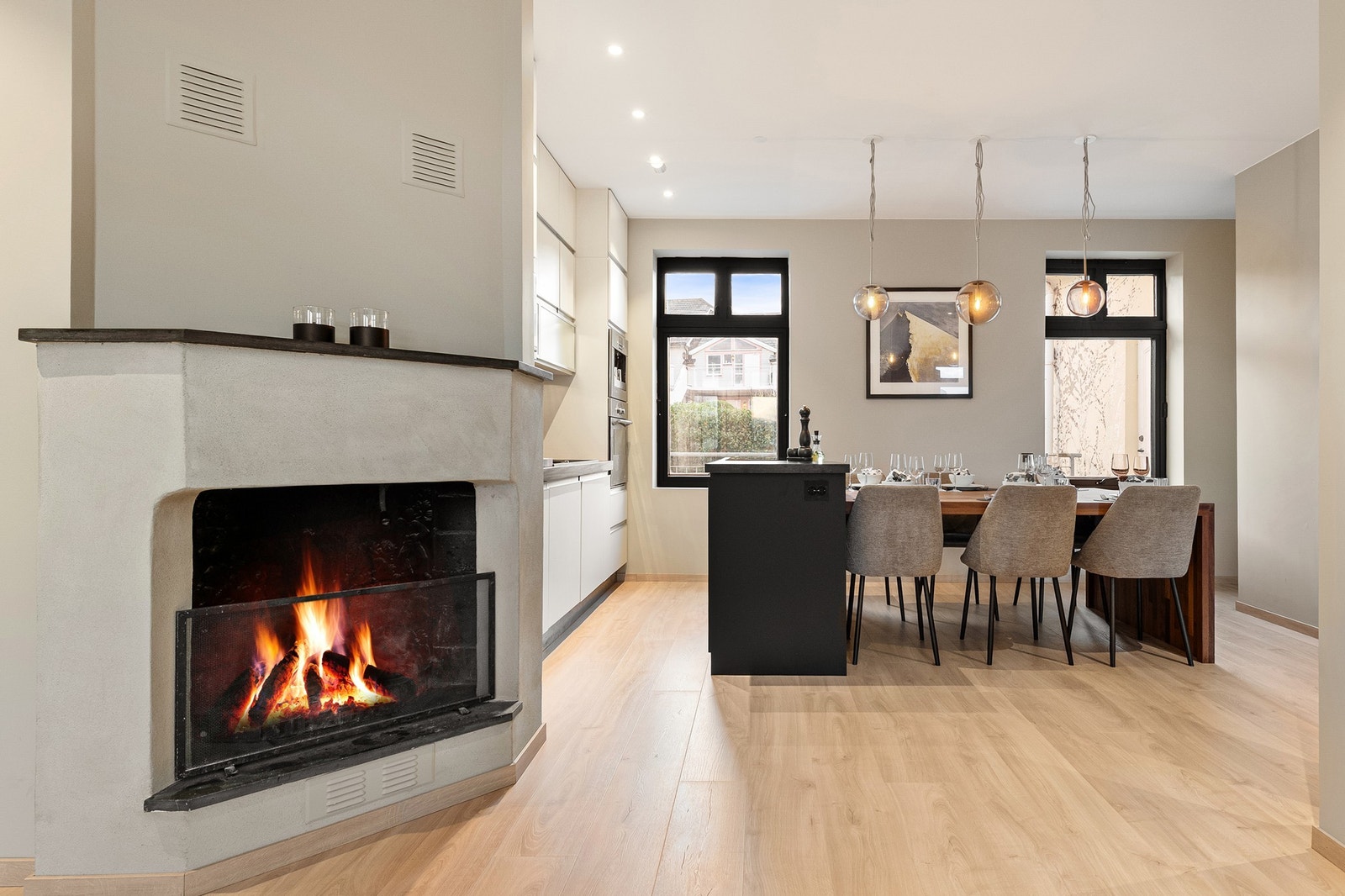 Mot kjøkken Galleribilde